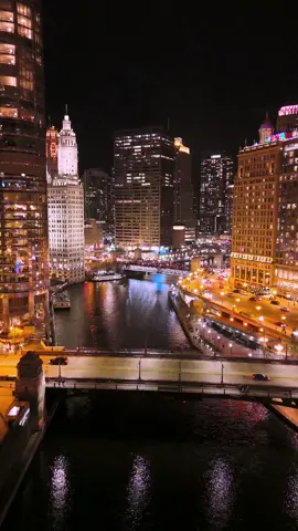 holiday season is onnnnn  #chicago 