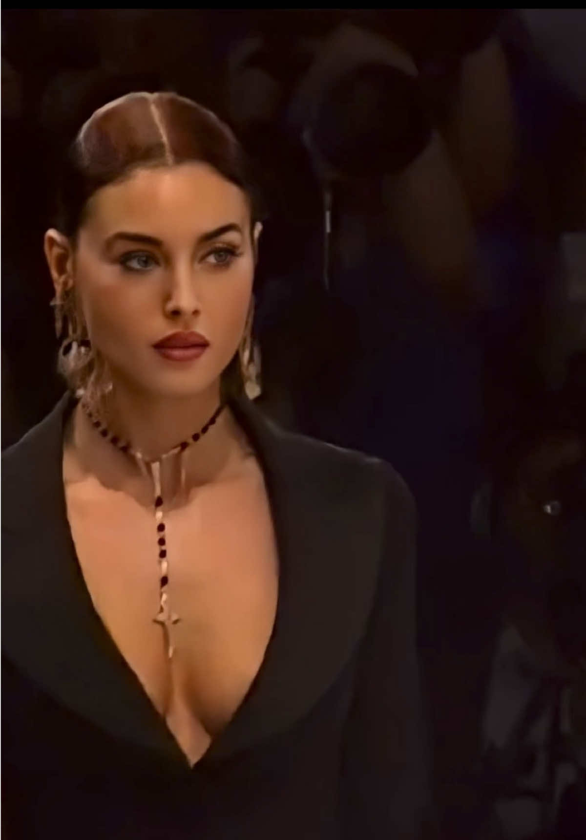 Monica Bellucci for D&G 1995. #monicabellucci #Runway #catwalk #model #models 