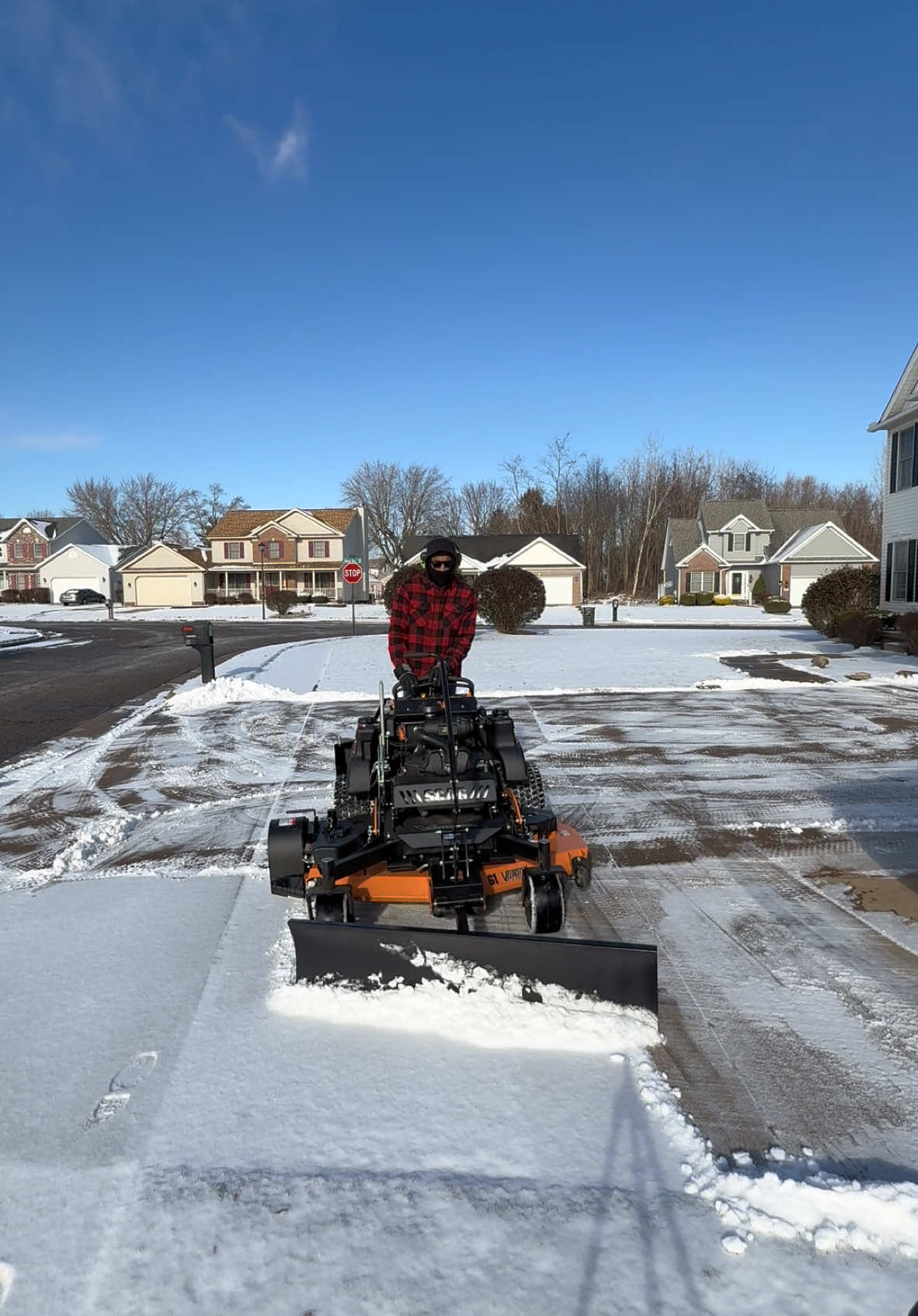 Scag V-Ride XL with the Bison snow plow out here putting in work. ☃️💪🏽 #zachslawncarelle #snowremoval #snowplow  