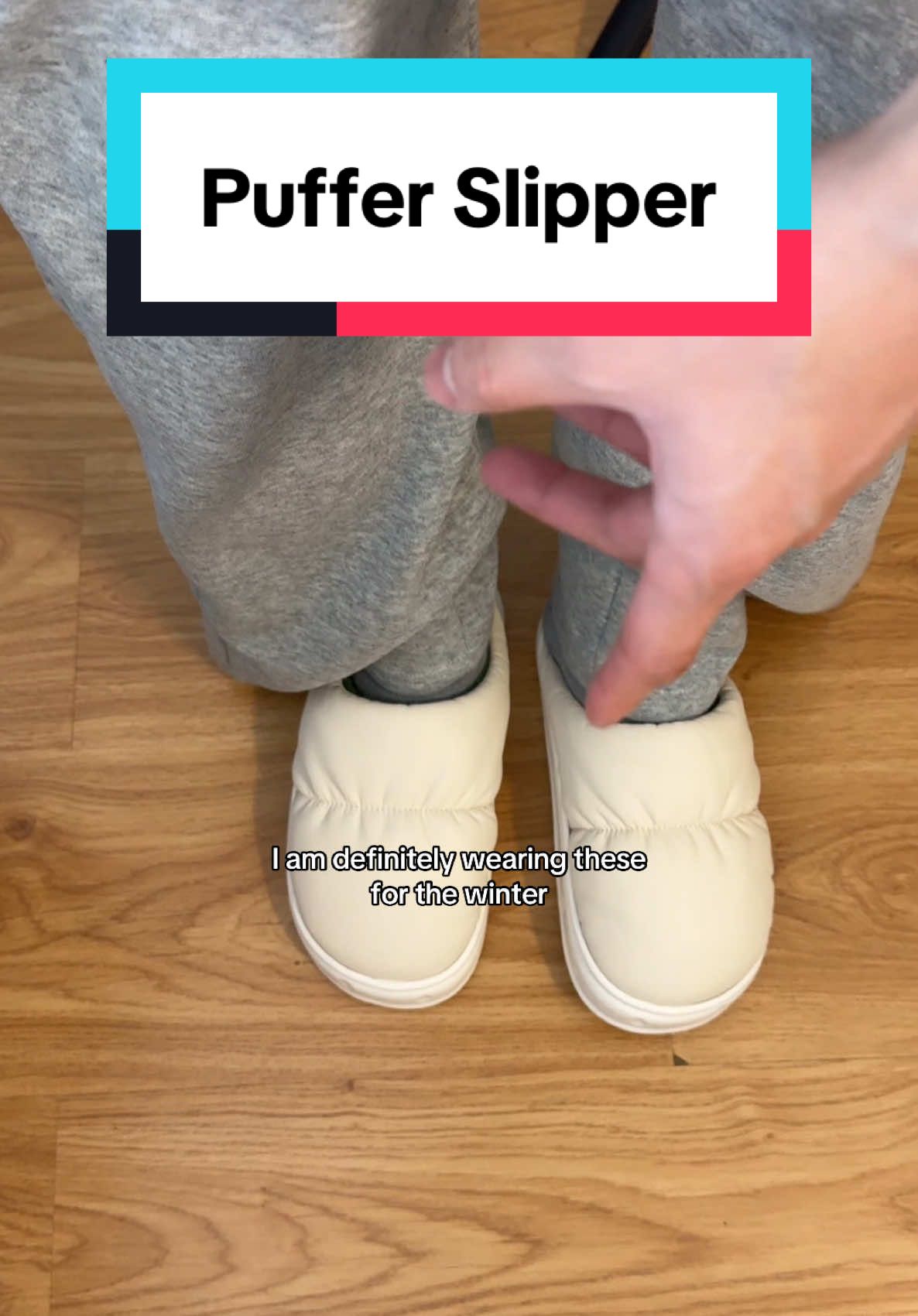 Puffer Slippers 👆 #pufferslippers #slippers #puffer #cozyslippers #cozylittlechristmas #christmasgift #giftguide 