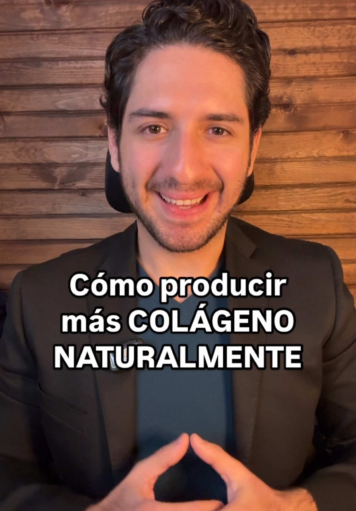 Cómo producir más COLÁGENO NATURALMENTE y mejorar la salud de tu piel, articulaciones, cabello, y huesos 🔥 El colágeno es una proteína que nos ayuda a mantener estructura en el cuerpo. El cuerpo produce colágeno naturalmente aunque su producción disminuye con la edad. El colágeno nos ayuda a sentirnos y a estar jovenes. Y la falta de colágeno contribuye al envejecimiento. Pero podemos aumentar nuestra producción de colágeno naturalmente y ayudarnos a vivir más jovenes por más tiempo.   Y además de apoyar el aumento de su producción, podemos ayudarnos cuidando al colágeno que ya tenemos. ¿Cómo hacemos esto? Evitando el consumo excesivo de azúcar. Consumir mucho azúcar puede crear unos compuestos conocidos como productos de glicación avanzada, que dañan el colágeno. Y la deficiencia de colágeno y su mala calidad contribuyen al envejecimiento prematuro, piel poco saludable, problemas en las articulaciones, cabello débil, y huesos frágiles. ¡Por eso a cuidar nuestro colágeno y a mejorar su producción! 😉 ¡Comparte con quien quieras que mejora la salud de su piel, articulaciones, cabello, y huesos! #colágeno #colageno #saluddelapiel #cuidadodelapiel #saludarticular #articulaciones #saluddelcabello #cabellosano #pielsana #cabellosaludable #pielsaludable #cabello #piel #huesos #antienvejecimiento #estilodevidasaludable #saludybelleza 