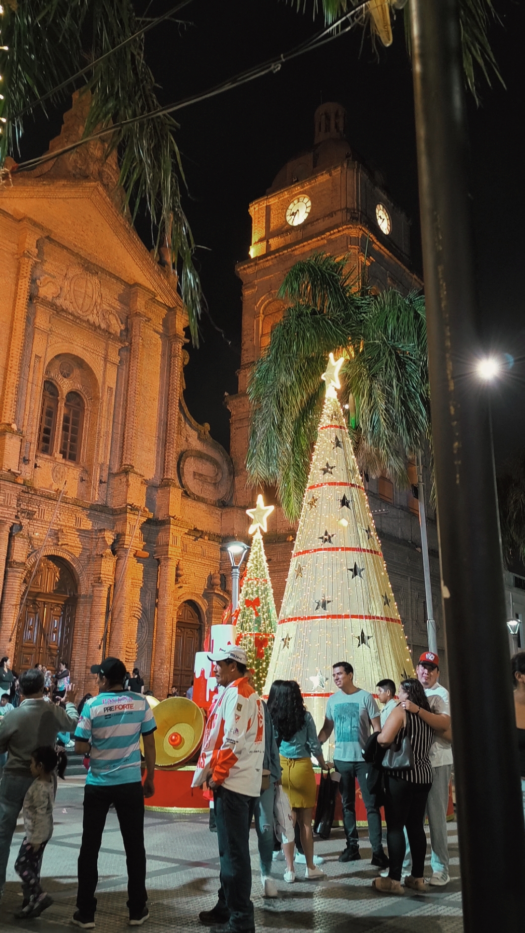 La plaza 24 de septiembre 🥰🎄🎅 #navidad2024 #scz🇳🇬 #parati #santacruzdelasierra🇳🇬 #🇧🇴 #bolivia🇧🇴 #santacruz #sczbolivia🇳🇬🇧🇴 #fyppppppppppppppppppppppp #navidad #fyp #tiktok 