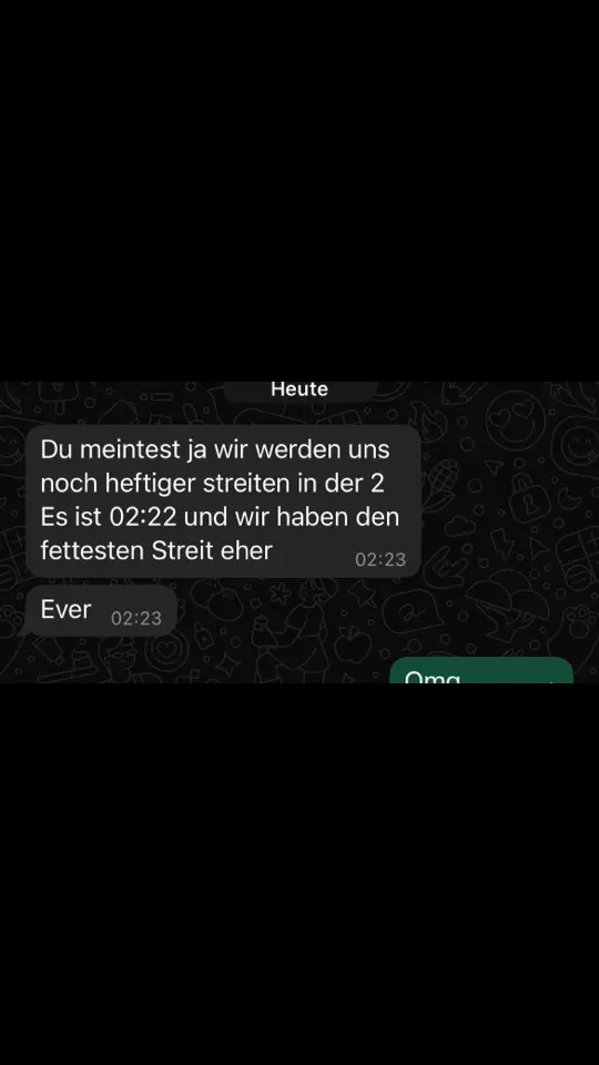 Wie geht es weiter zwischen uns.. was kommt auf mich zu mit der person..? Schreib mir gerne per WhatsApp und ich erzähle es dir!❤️ #tarotselzi #kartenlegen #tarot #fürdich 