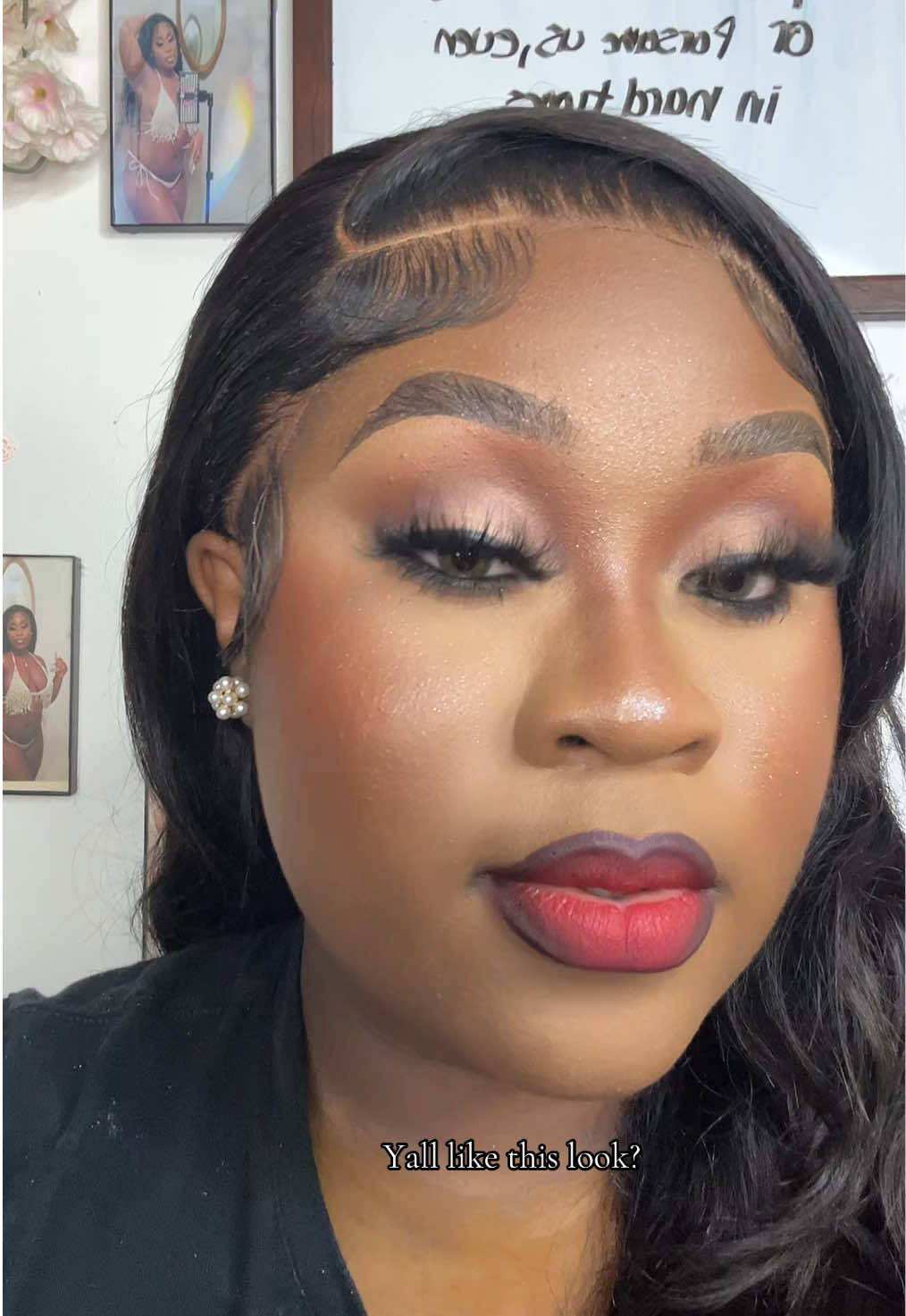 I love it! It eats😍 #fyp #foryoupage #makeuptutorial #makeup #makeupforblackwomen #clientmakeup #browardmua #palmbeachmua #softglam #MakeupRoutine #holidaymakeup 