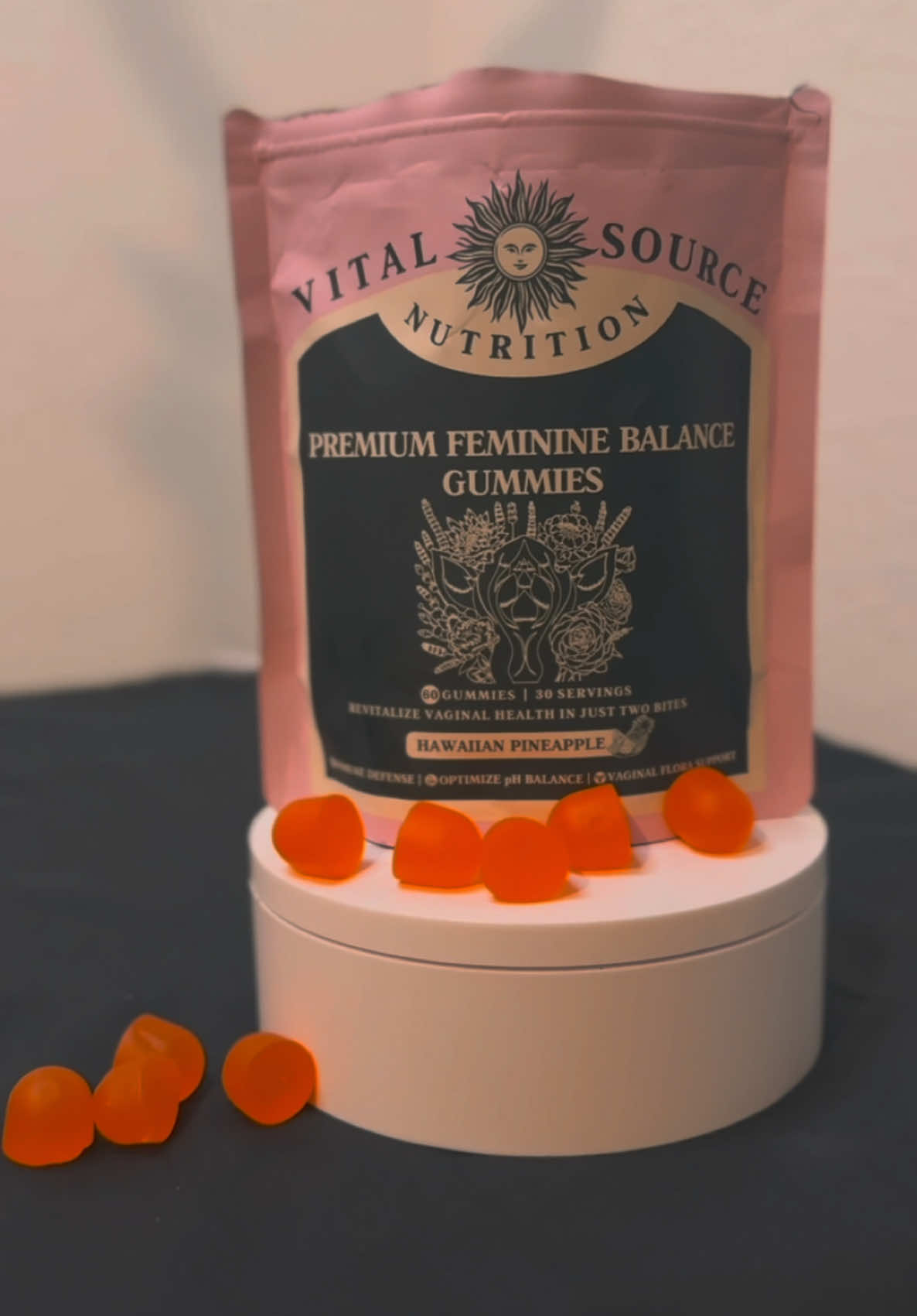 Say hello to balanced wellness! 🌸 These Premium Feminine Balance Gummies are vegan, gluten-free, and crafted with clean ingredients like pineapple fruit powder and probiotics for healthy odor and flora. Perfect for your daily routine—simple, effective, and delicious. ✨ #wellnessjourney #femininecare #hawaiianpineapple #goodmorningpineapple 