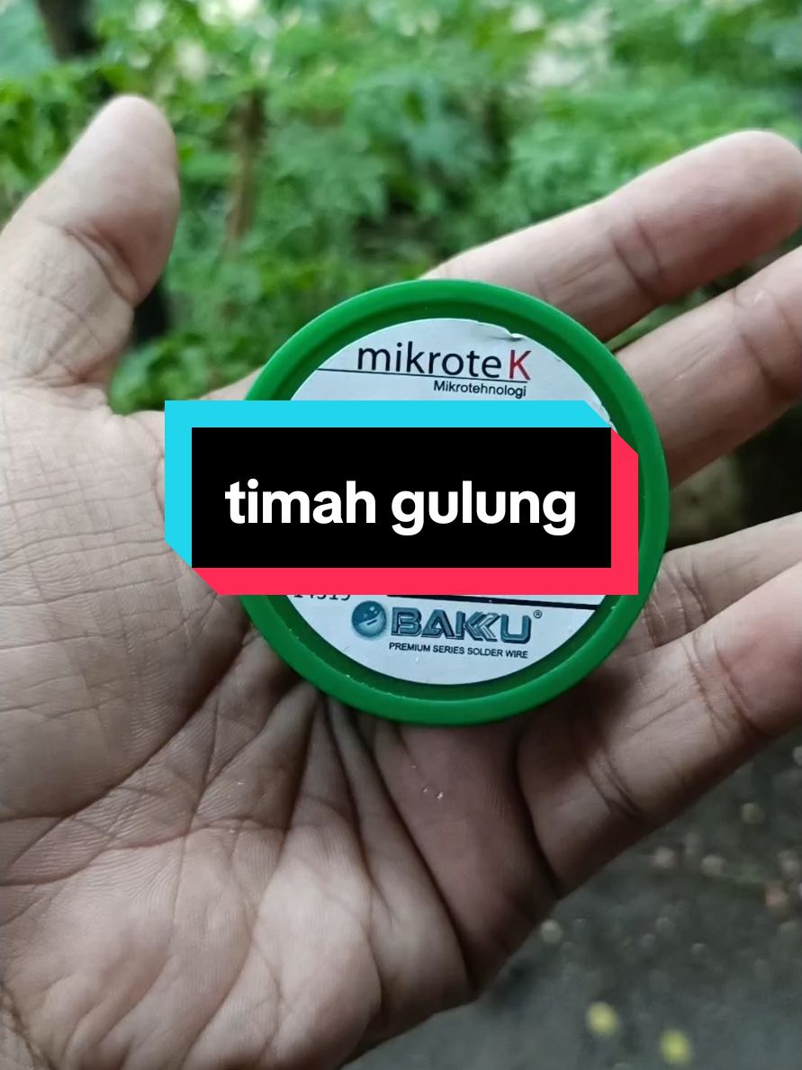 timah gulung buat nyolder nih temen-temen, jangan sampe kehabisan ya temen-temen... #aksesorishp #hp #tools #android #timah #solder #servis #servishp #alat 