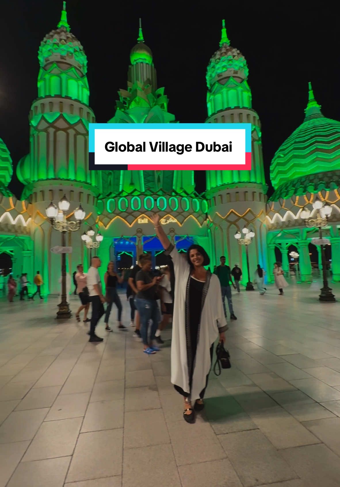 A MUST #dubai #globalvillege #dubaithingstodo #thingstodo #traveltiktok #traveltips #uae🇦🇪 #dubailife #PlacesToVisit #overseastravel #traveltiktok #fypシ゚ 