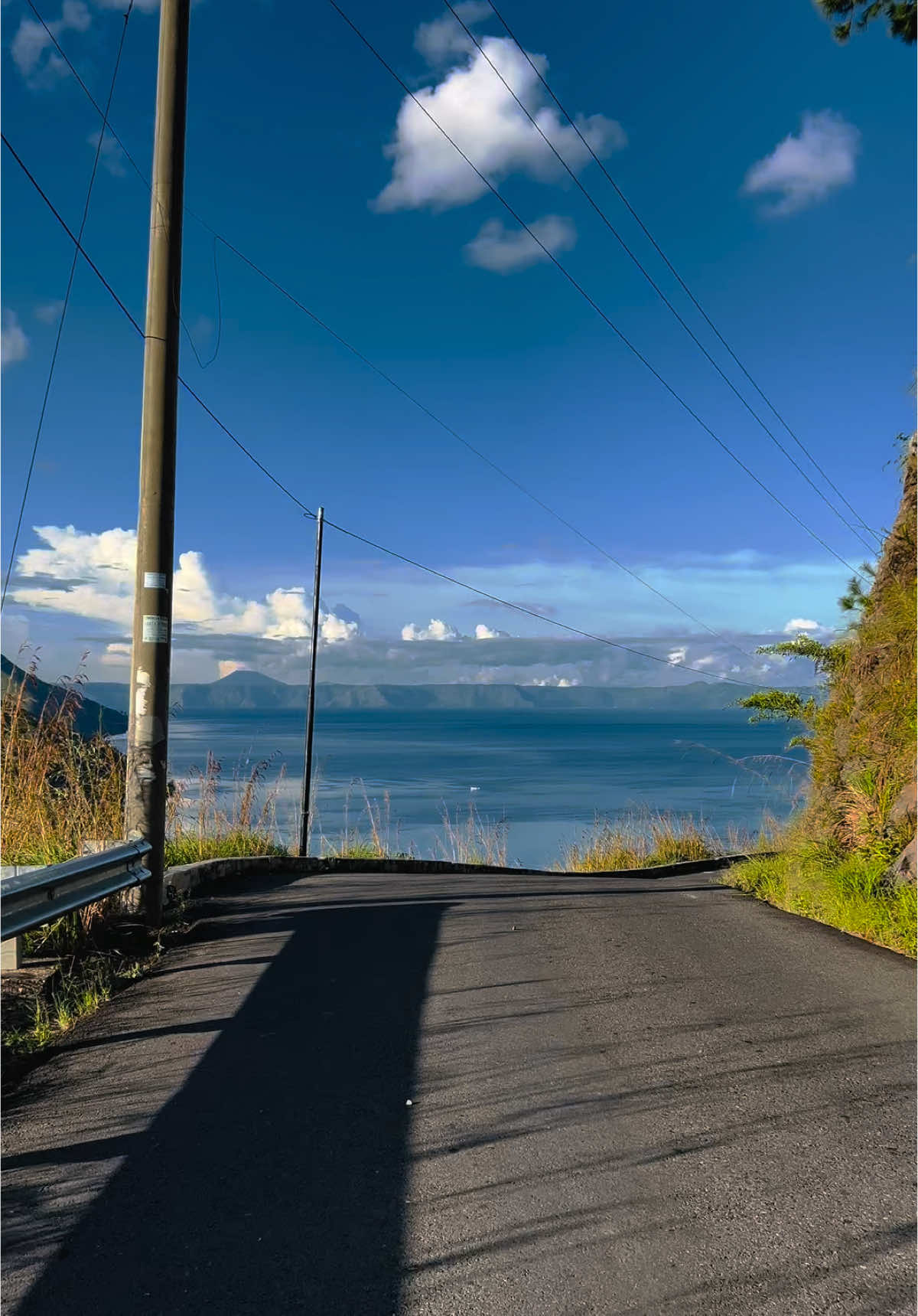 Kapan kelen Terakhir Lewat Jalanan ini Sob😀… #samosir #laketoba #laketoba #danautoba #samosirisland #desalimbong 