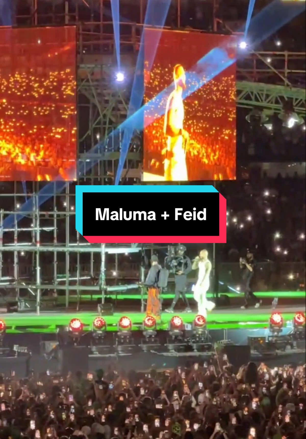 Maluma junto a Feid cantando Mojando Asientos en Medellín! Esto esta muy top! #maluma #feid #ferxxo #ferxxocalipsis 