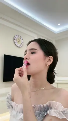 Unos na pero lumalabarn parin ang ating fruity tint! 