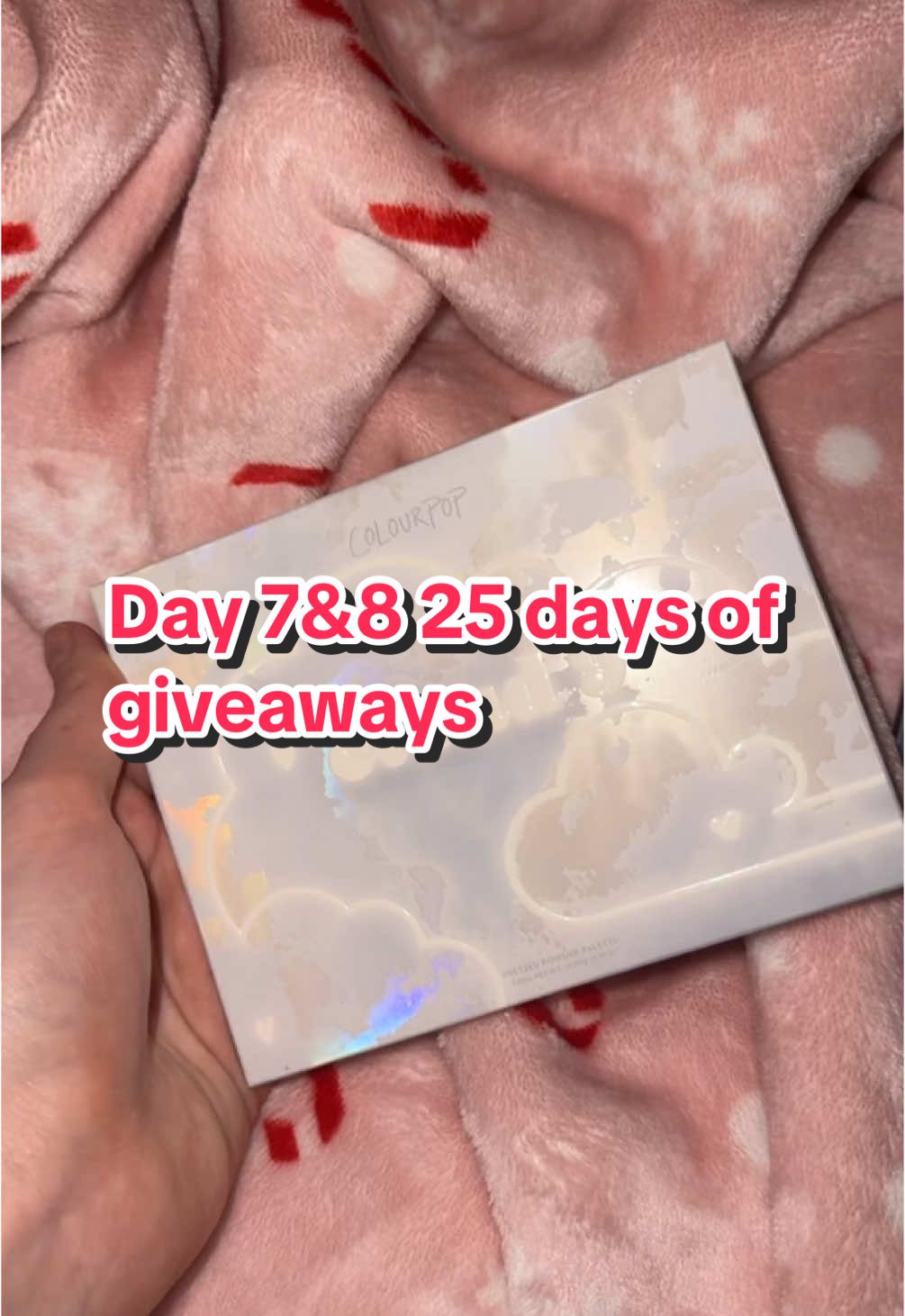 Day 7 & 8 of my 25 days of giveaways! #giveaways #beautygiveaways #spreadlove #spreadkindess 