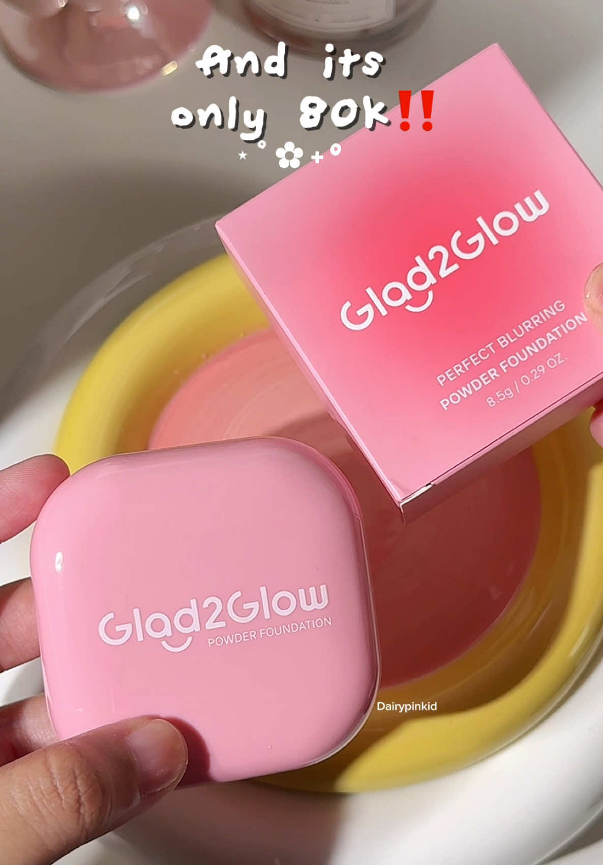 GENGS glad2glow punya two way cake baru dong! Cobain ga sieh #g2gtwowaycake #bedakbarug2g