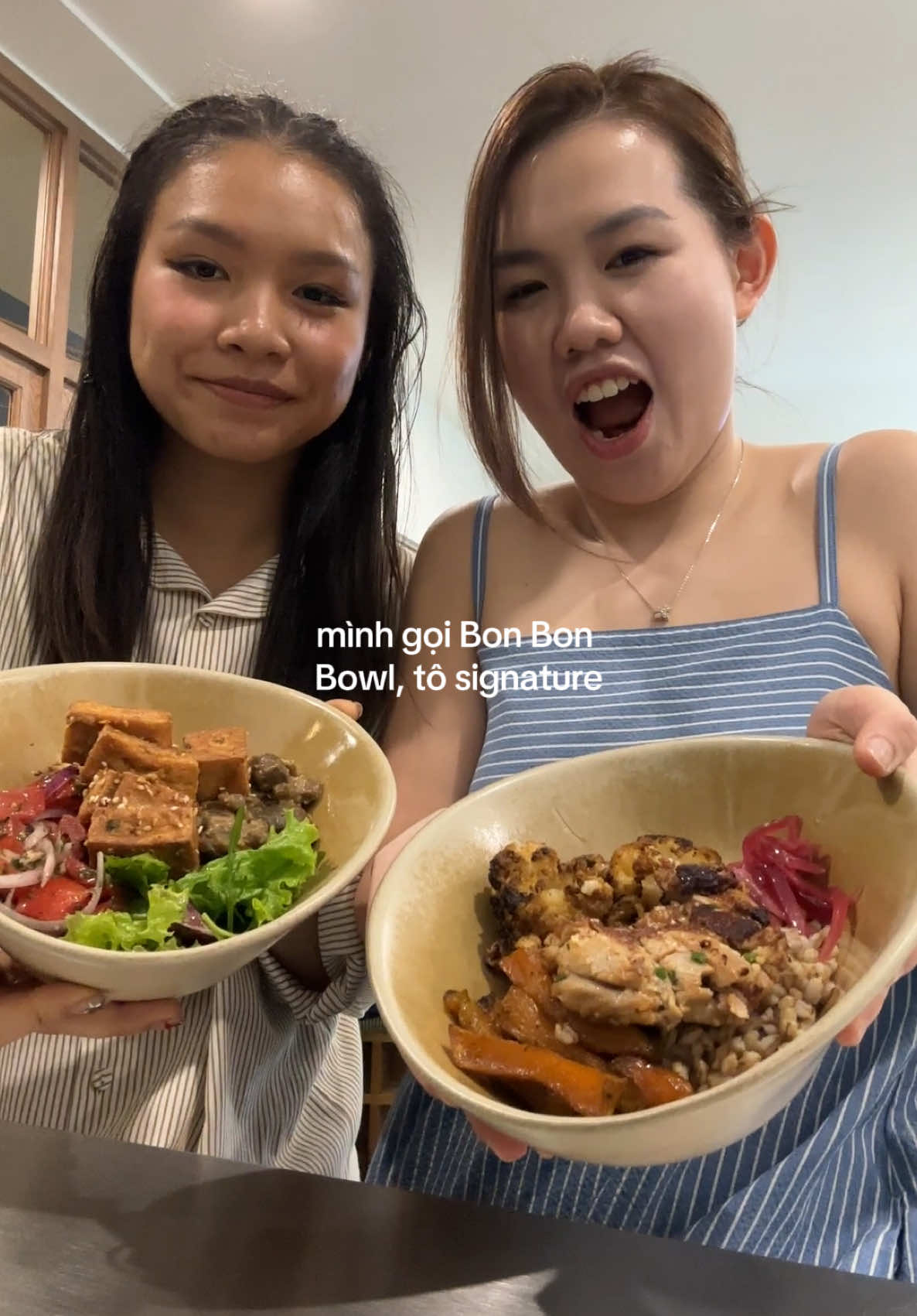 ăn bon mồm quá Bon ơii @Bon - Modern Bowl Canteen