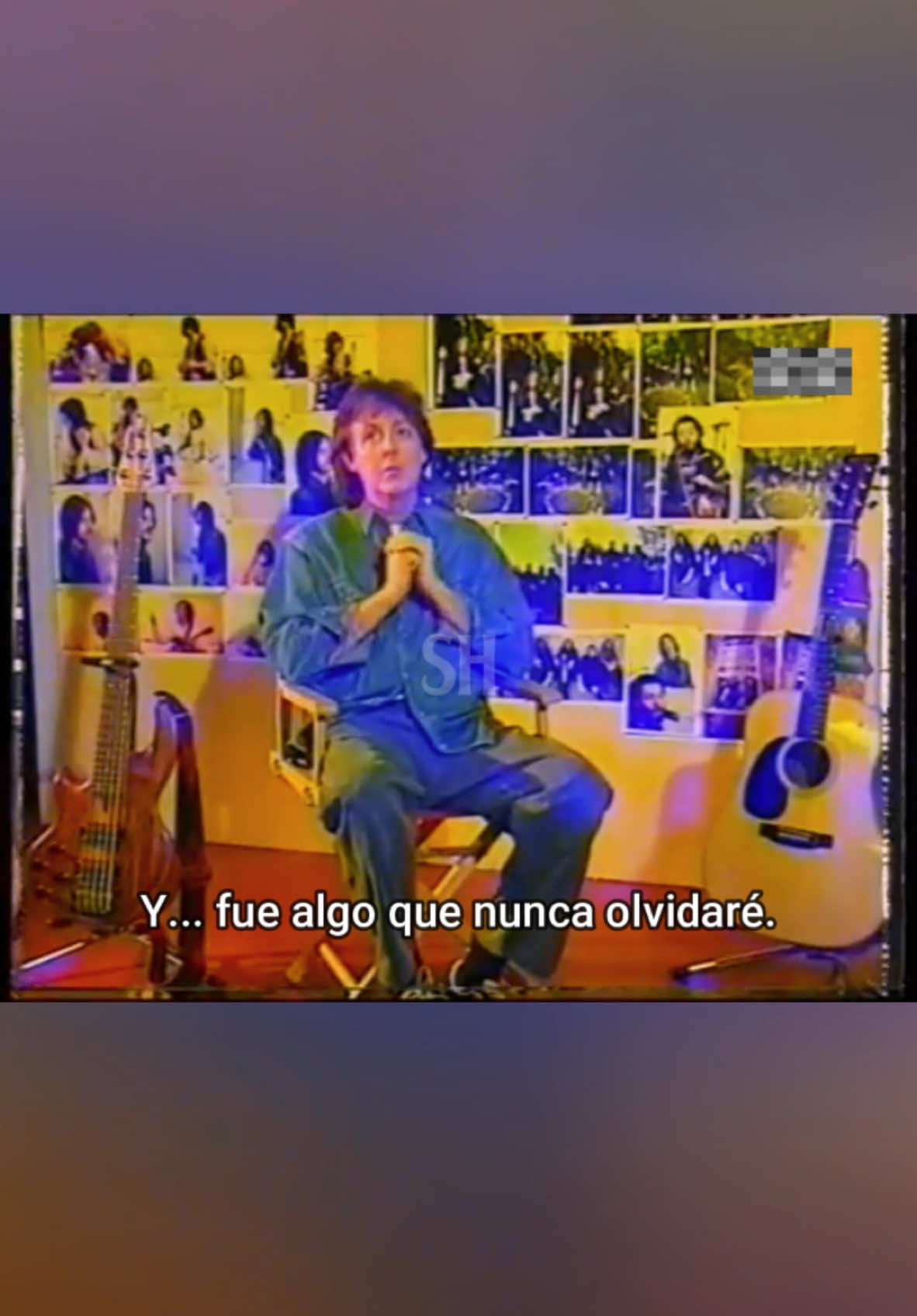 ✨ ¿Sabias qué? en una entrevista Paul McCartney recordaba a John Lennon en una entrevista, una misteriosa luz azul atravesó la escena. ¿Una simple casualidad? ¿O acaso un guiño del universo? 💙🌌 #JohnLennon #PaulMcCartney #TheBeatles #BeatlesAnthology #LuzAzul #LeyendasEternas #AbbeyRoad #Beatlemanía #RecuerdosDeJohn #8dediciembre #dakotanueva 