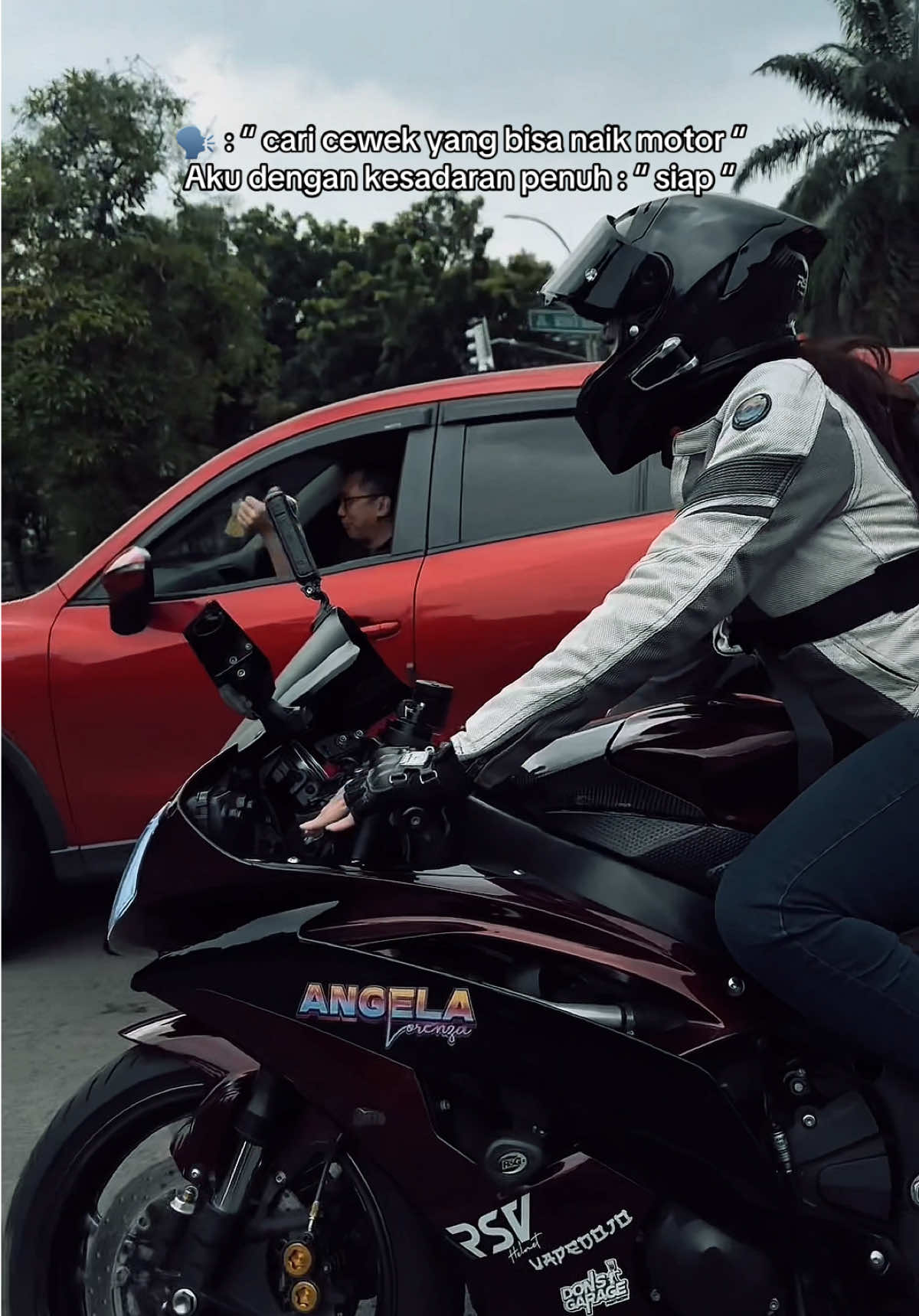 #CapCut bapak bapak nya ikut seneng liat ladybikers 🔥 #yamahar6 #mogeindonesia #ladybikers @RSV HELMETS 