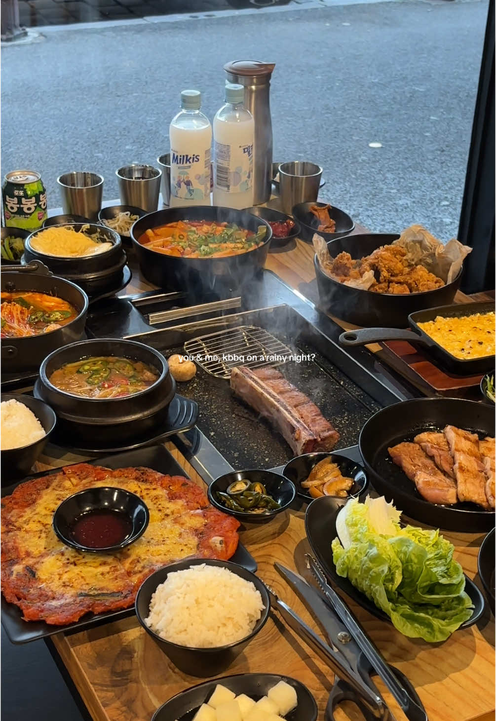 📍Ondol, Errol St. - the best comfort meal for a cold rainy night in melbourne 🥹  #fyp #melbourne #melbournefood #melbournedinner #melbournefoodie #melbourneeats #melbournefoodie #kbbq #koreanfood #koreanbbq #girlsnight #melbournelife 
