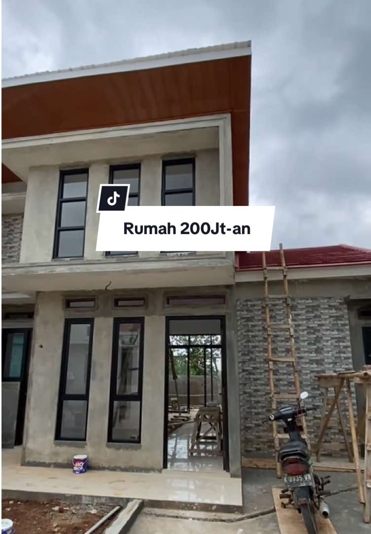 rumah sebagus ini hanya 200Jt-an dapet motor lagi😩 #SiapaSangka #kudus #clusterkudus #rumahmurahkudus #rumahminimalis #rumahimpian #kuduspride #kudus24jam #pati 