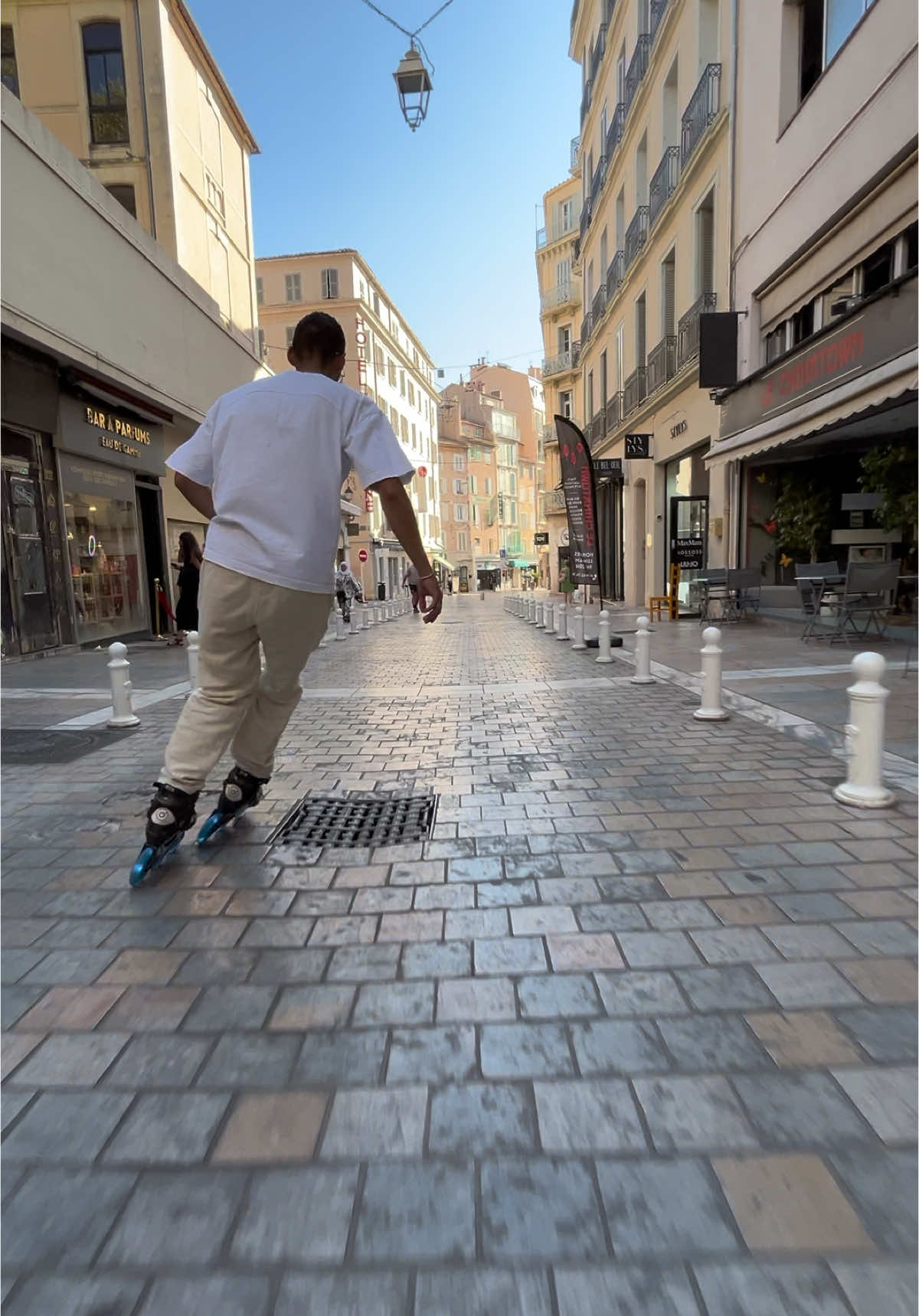 Skating in the city 🛼  #roller #pourtoi #fyp #inlineskating #rollerskating #sports #talent #freeskates 