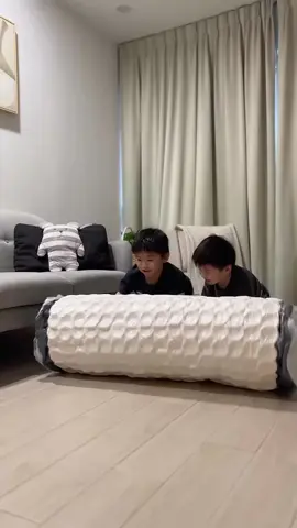 No need to stress about your kids lounging on unsafe mattresses! 🛏️✨ Zinus uses the healthiest foams, so your little ones can play and relax safely. 👶💚  reposted from @papasamsam_  on IG #zinus #fyp #tiktokshop