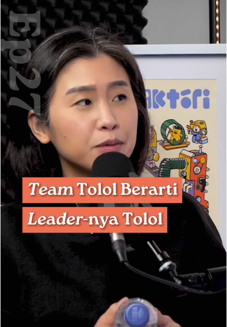 Tim tolol itu karena leadernya ga bisa ngedidik dengan benar. Bukan begitu?  Share ke IG story lo biar lebih banyak leader yang mikir 👀 Obrolan unfilter ini bisa lo denger lengkapnya di YouTube Kumpul Leaders episode 27 bareng Irine #PodcastKULI #LeadershipTips #LeadersReact