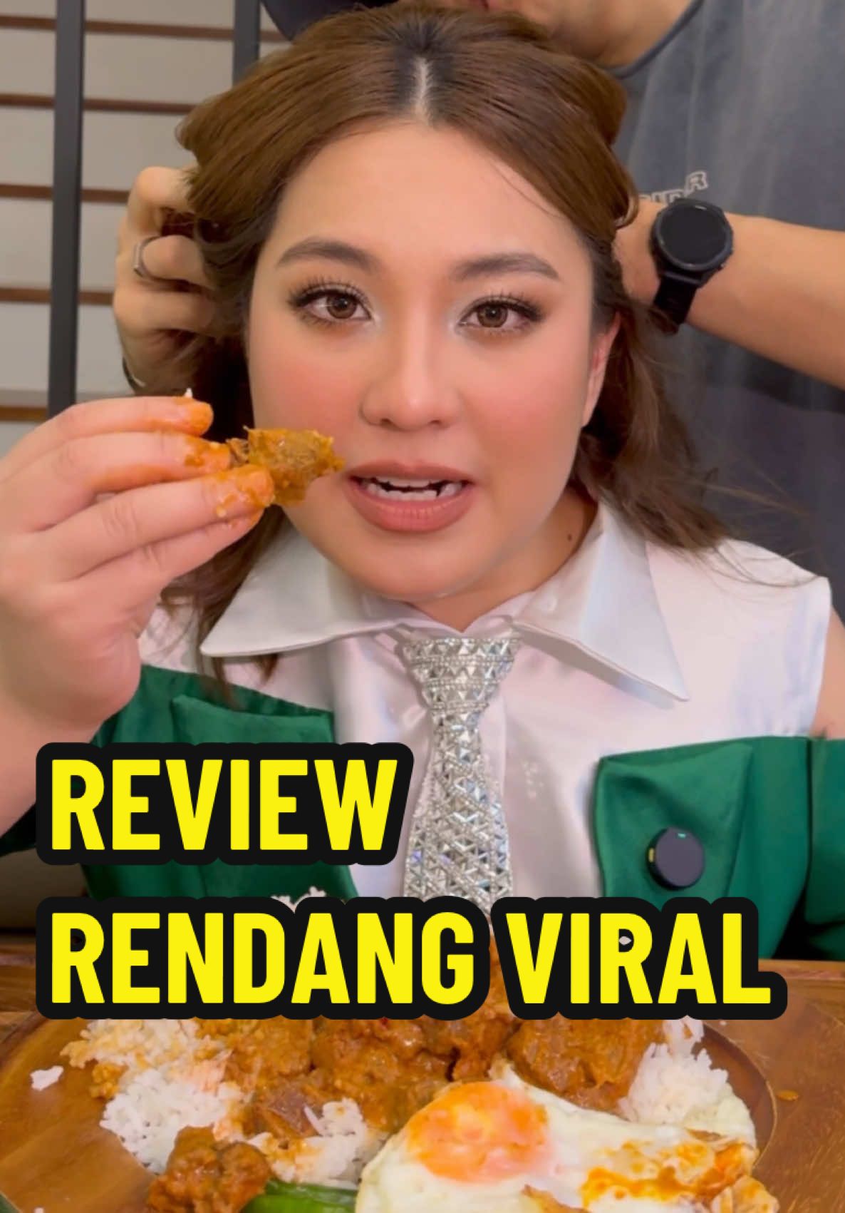 mukbang rendang ! balik reja lapaq woiii… #rendang #rendangtokhang #viral #mukbang 