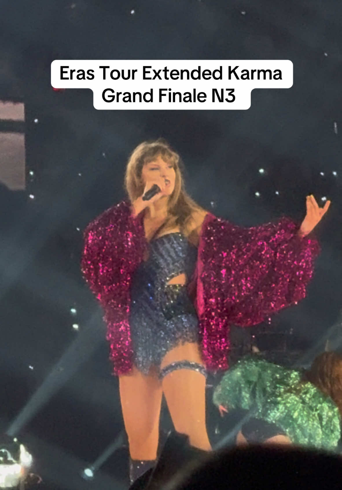 This is extended karma outro makes me emotional. #TSTheErasTour #vancouver #bcplace #erastourfilm #taylorswift #swiftie #swifttok #taylornation #vancouverbc 