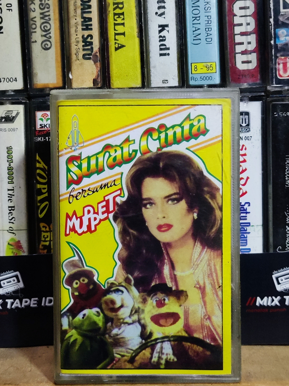 Muppet - Surat Cinta #muppet #muppets #suratcinta #SiapaSangka #kaset #kasetpita #radio #radiotape #classic #retro #lagunostalgia #cassette #nostalgia90an #nostalgia #musik #pemutarkaset #vintage 