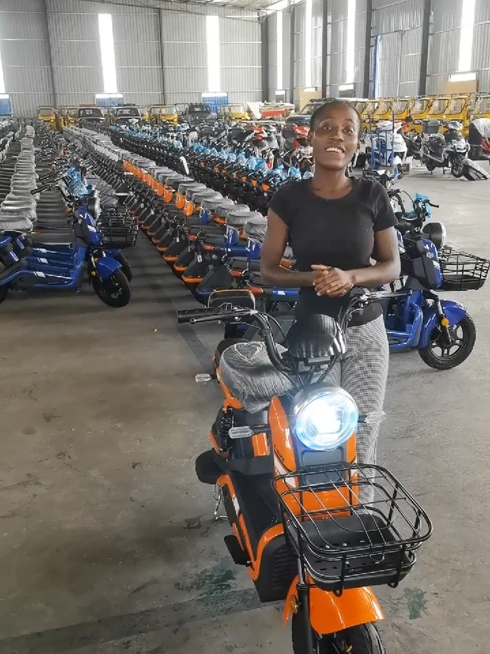 Elephant electric motor Contact us to learn more Ghana’s largest electric motorcycle factory#motor #motorcycle #electricbicycle #electricbike #ghana #ghanatiktok🇬🇭 #electricvehicle #eletricmotorycletric #electricmotorcycle #bike #eletricmotor 