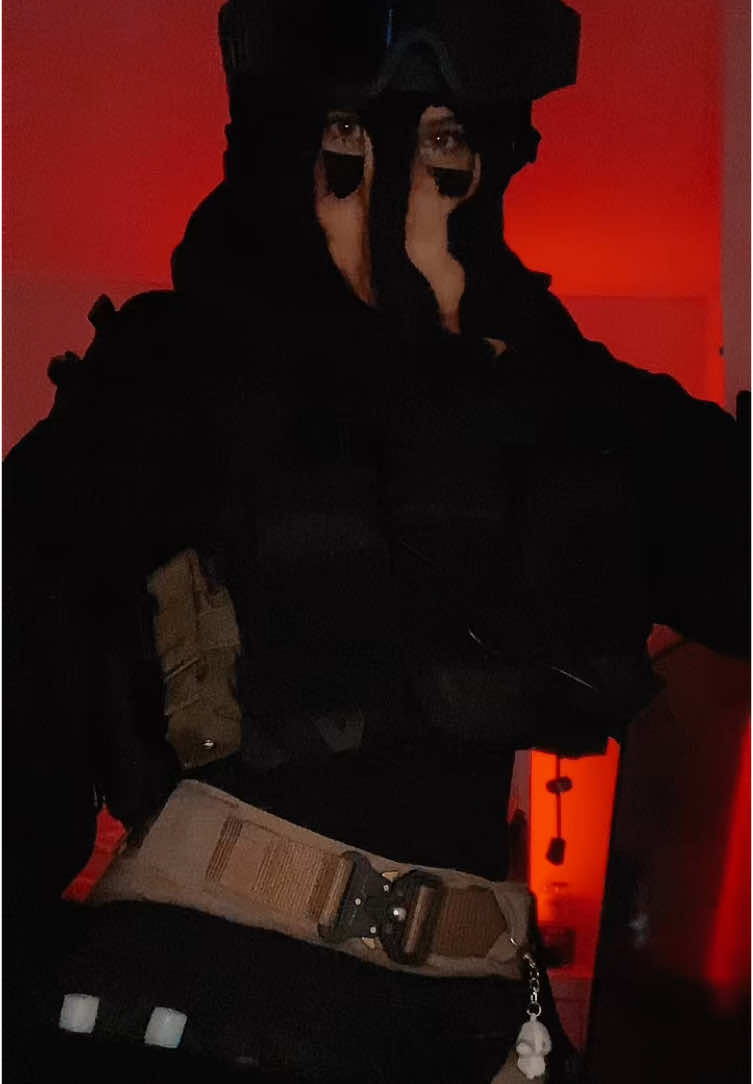 könig cosplay#könig#cod#codcosplay#cosplay#konigcod#maskedwomen#masked#callofduty#cosplayfyp#fyp 