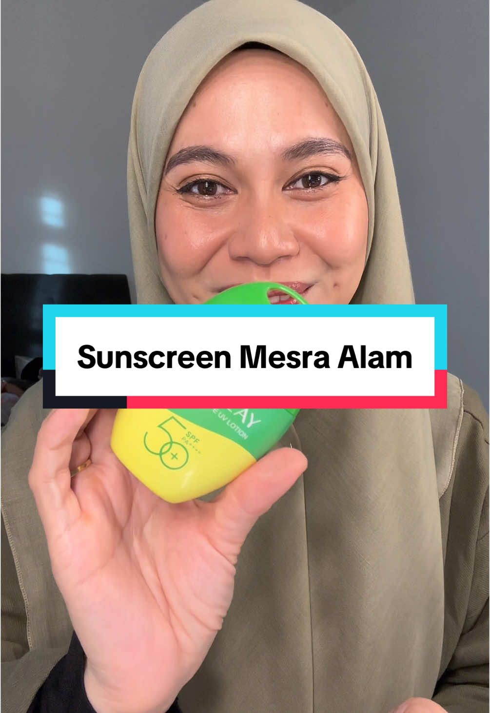 Penggunaan sunscreen sangat2 penting untuk menghalang sinaran UV dari memberi kesan buruk pada kulit. Sunplay Ultra Eco-Safe UV lotion bagi perlindungan meluas untuk kulit anda. #SunplayMY #SunplayEcoSafeUV #physicalsunscreen #outdooractivity @Sunplay 