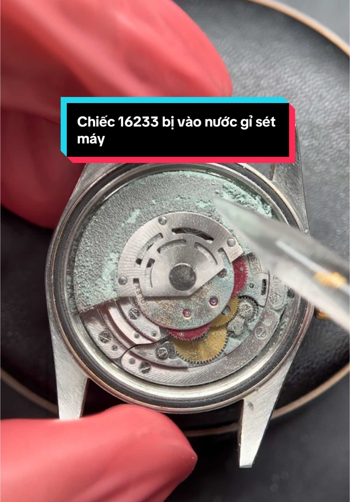 Không nghĩ là đến mức này luôn. Gần như là gỉ sét hết cả #bacsydongho #watchservice #suadongho 