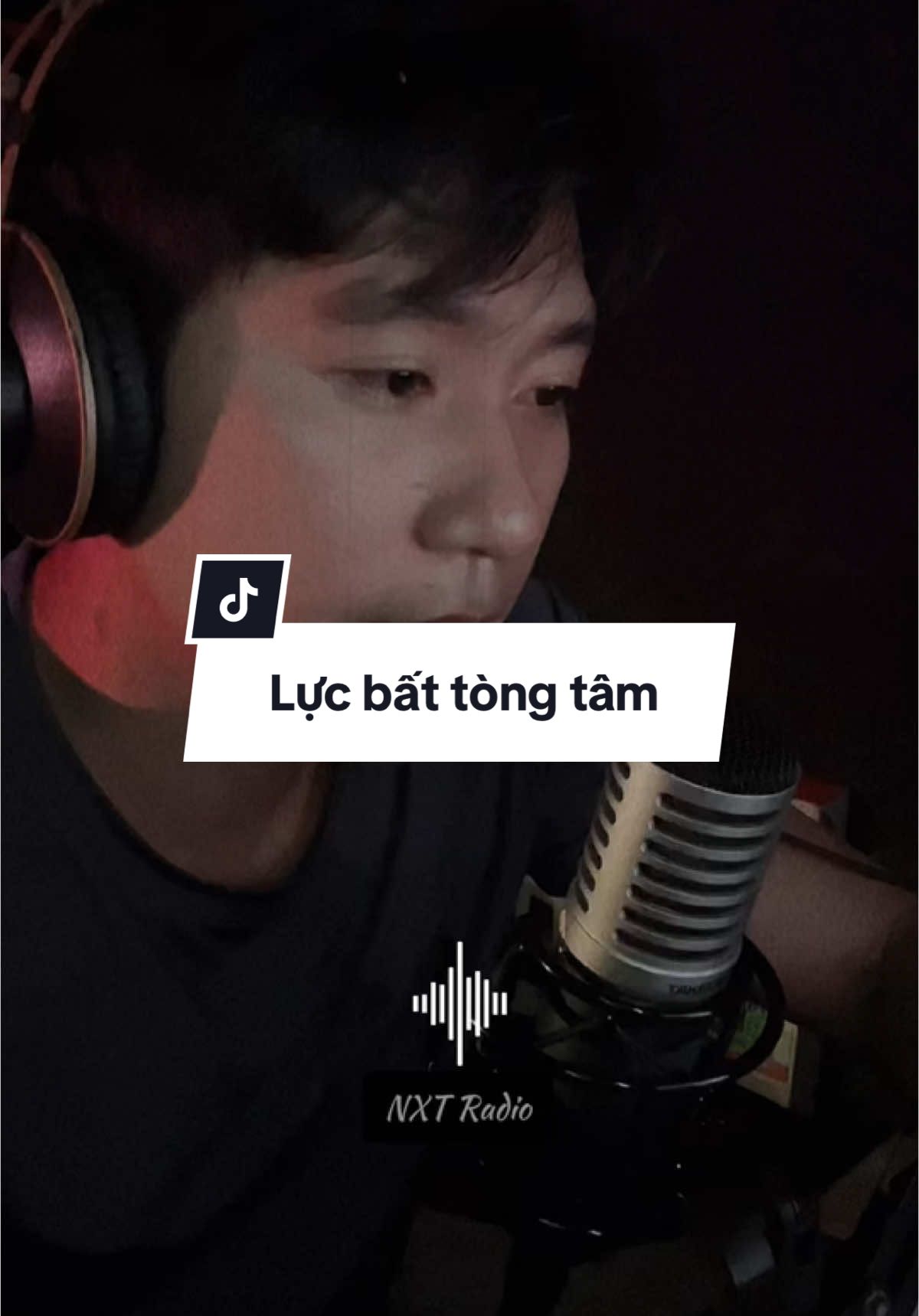 Làm gì có ai muốn từ bỏ một người mà mình rất thương #nguuyenxuantruong #nxtradio #stttamtrangbuon #nhactamtrang #storytamtrang #tinhyeu 