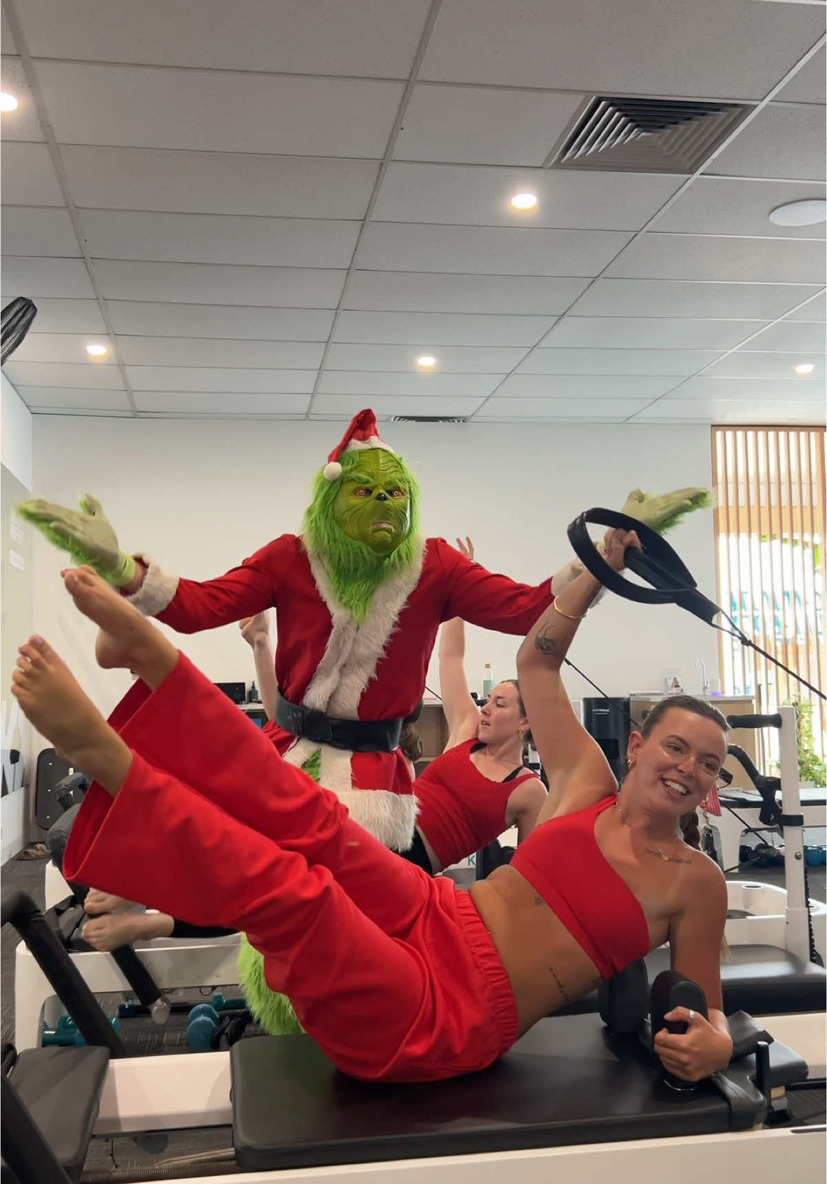 Grinchy takes his first class as an instructor @KXPilates how do you think he went? #16daysleft #pilates #grinch #grinchytoksocks #fyp #kxpilates #christmas #grinchytok 