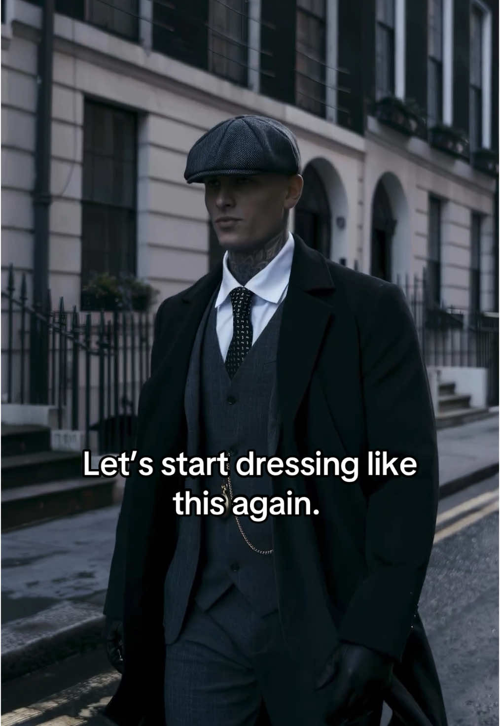 Can men start dressing this way in 2025? Video made by the great @Fabientietjen & @Krzysztof Urbaniak  #gentleman #gentlemen #suits #peakyblinders #3piecesuit #oldmoney #tommyshelby #elegance #suitstyle #oldmoneyoutfits #peakyblindertiktok #peakyblindersedit #thomasshelby 