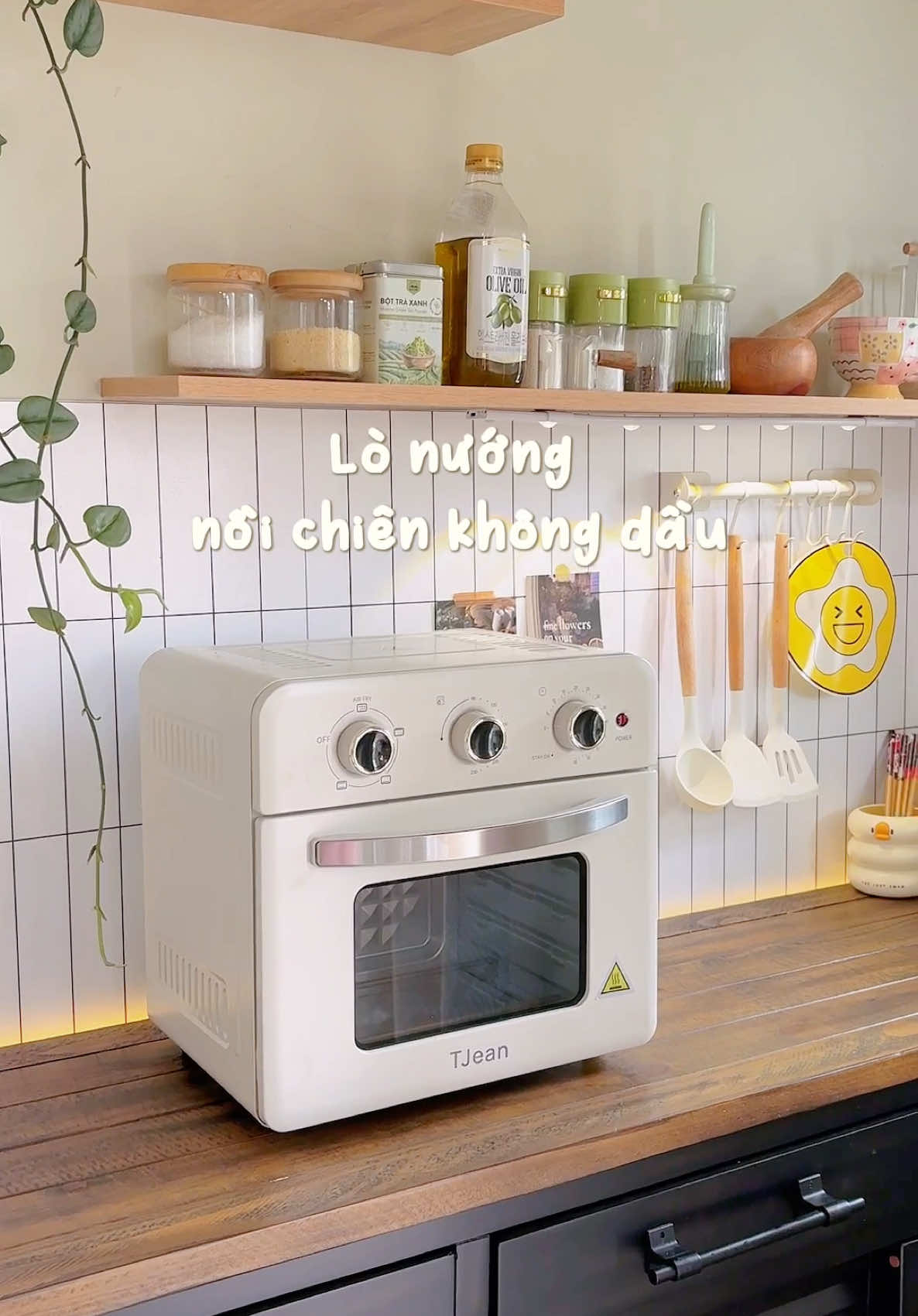 Nồi này tiện vừa làm lò nướng và nồi chiên không dầu luôn 🥓🍞🥘  #tjean #tjeanoven #thaoonha #Home #giadung #kitchen #noichienkhongdau #giadungthongminh @TJean 