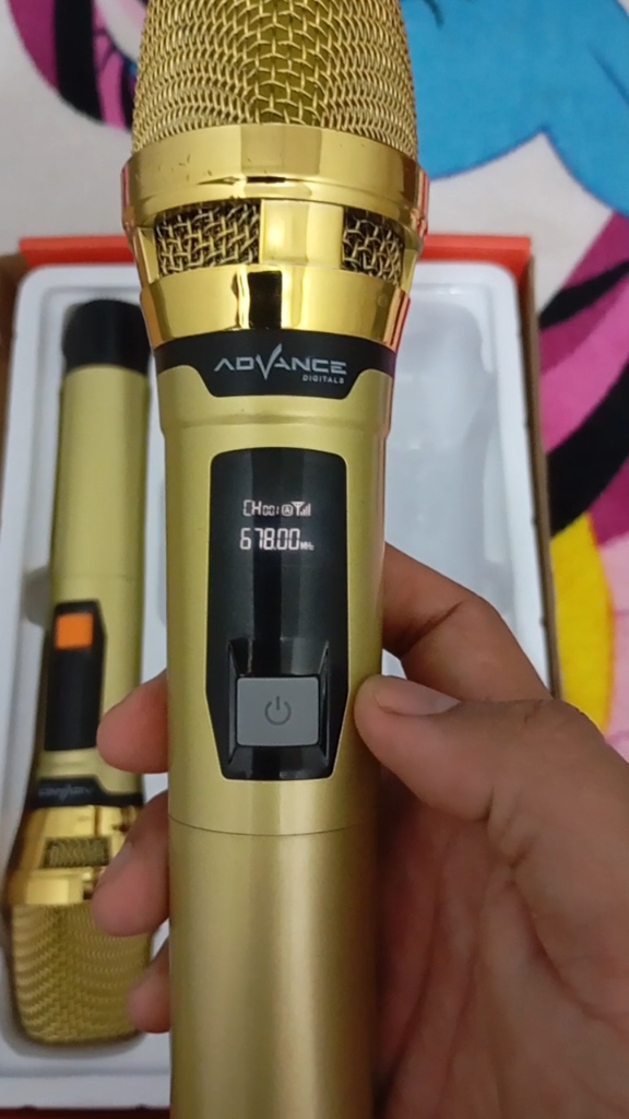 Solusi suara cempreng  mic membuat suara jadi bagus,bening dan jernih microphone karaoke,live streaming dan podcast. harga terjangkau dan worth it untuk dimiliki #microphonewireless #microphonemurah #micadvance206 #advance 