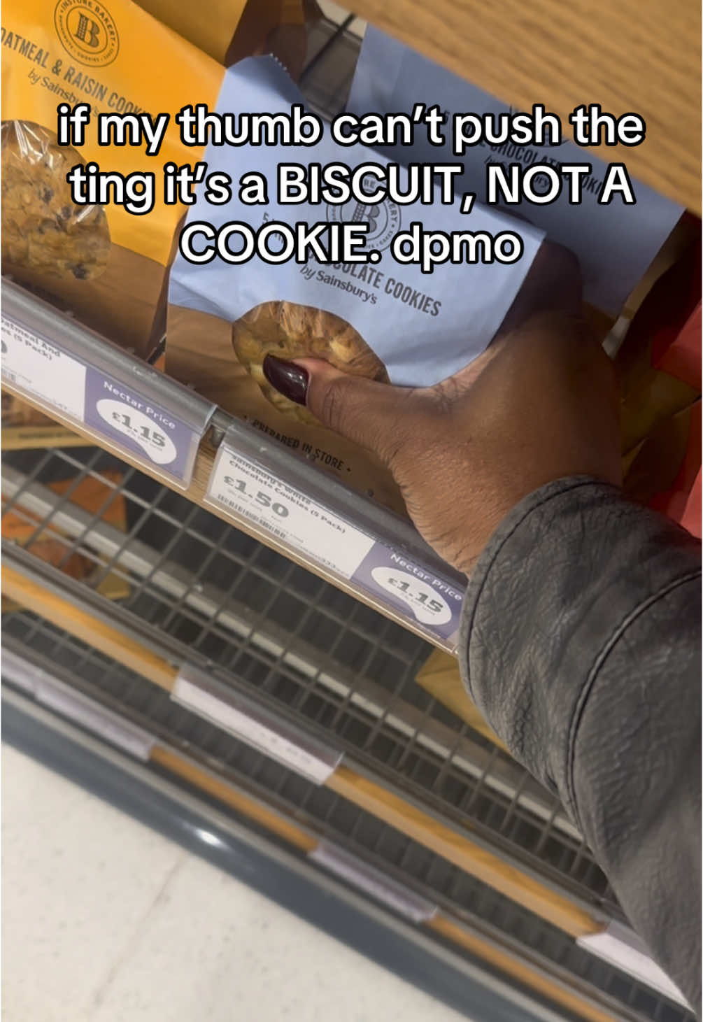 Im so serious about this 😭  And now its cold they’re all hard anyway. Nah bruh. That shit need to be falling apart in my hand  #bigbackchronicles #cookies #biscuits #snacks #relatable #fyp #foryoj 