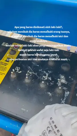 Laki-laki, lahir, bertanggung jawab, meninggal