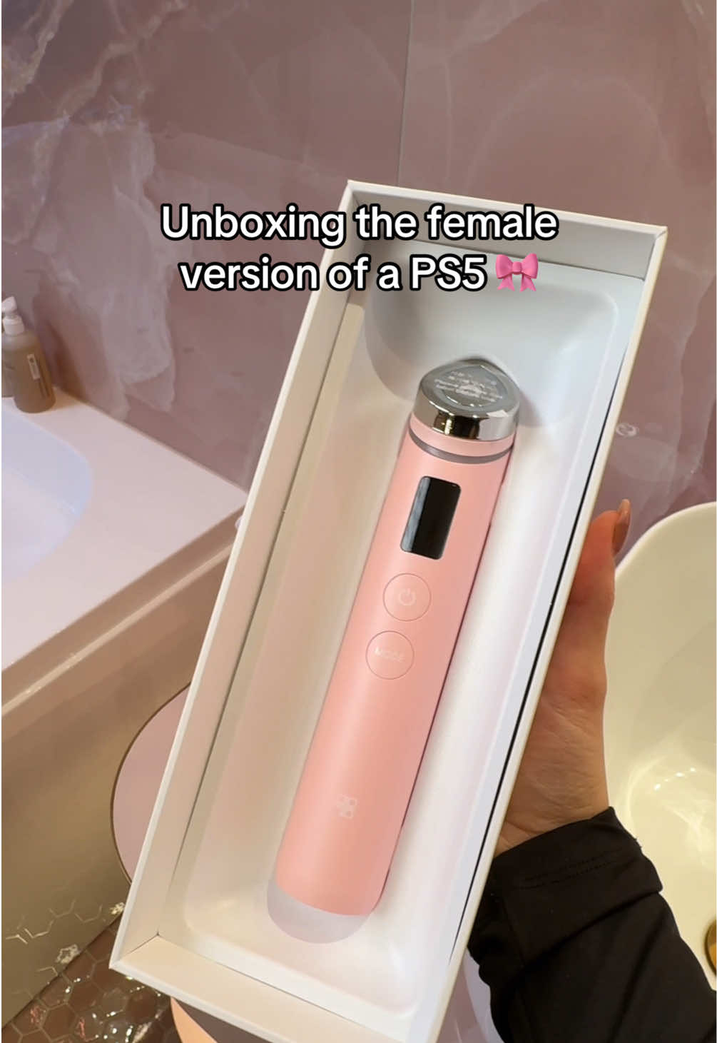 Toys for girls 🎀💄🌸🩷 The Medicube Age-R Booster Pro is now available 🩷  Also available in black if you’re not a pink girly 😄🖤 #kbeauty #kbeautystore #medicube #agerboosterpro 