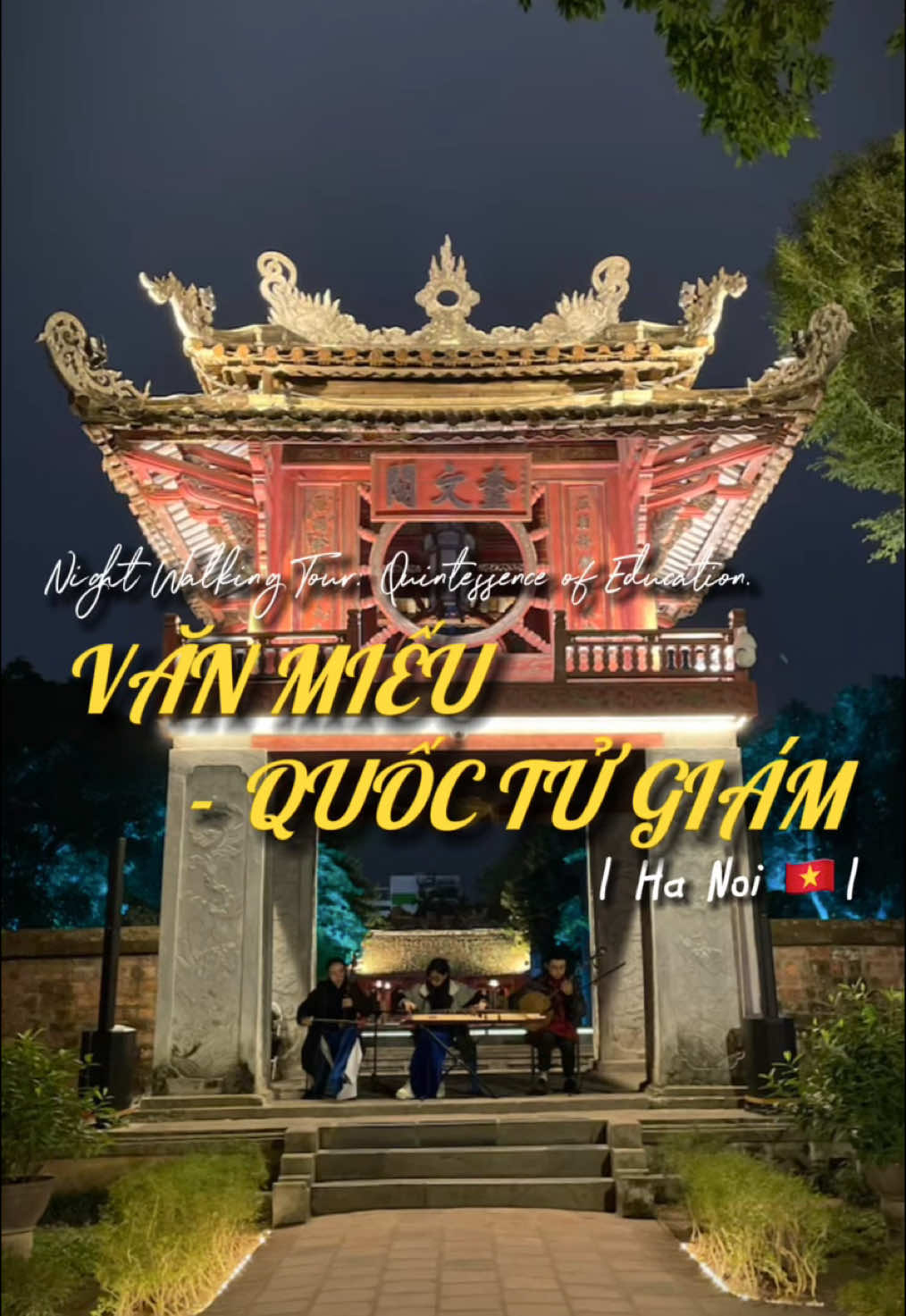 VĂN MIẾU - QUỐC TỬ GIÁM tour ĐÊM Khám phá Văn Miếu qua lăng kính công nghệ hiện đại: công nghệ 3D mapping chủ đề “TINH HOA ĐẠO HỌC”; AI “Trò chuyện” hỏi đáp với “Cụ Rùa”; trải nghiệm kính thực tế ảo, học viết chữ thư pháp, bia đá kể chuyện... _______________________________ Temple of Literature Night Walking Tour: Quintessence of Education Discover the Temple of Literature through the lens of modern technologies: the 3D mapping theme of 