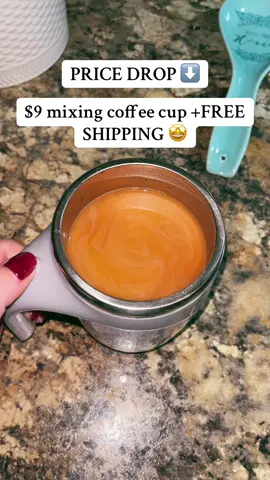 This cup is literally the best christmas gift for ANYONE who is a coffee drinker! ☕️  I will never stop talking about how awesome this cup is! #coffeecup #christmasgifts #christmas #coffee #fypシ゚viral #foryoupage 