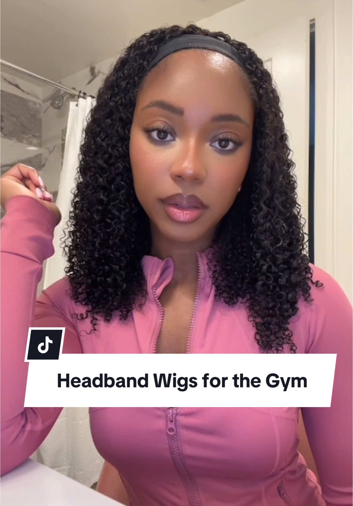 Headband wigs for the gym > game changer 💅 thank me later 🫶🏾This wig is from @OQHAIR and it’s perfect #fyp #gymhair #workout #headbandwig #curlyhair #curls #tiktok #blackgirltiktok #foryou
