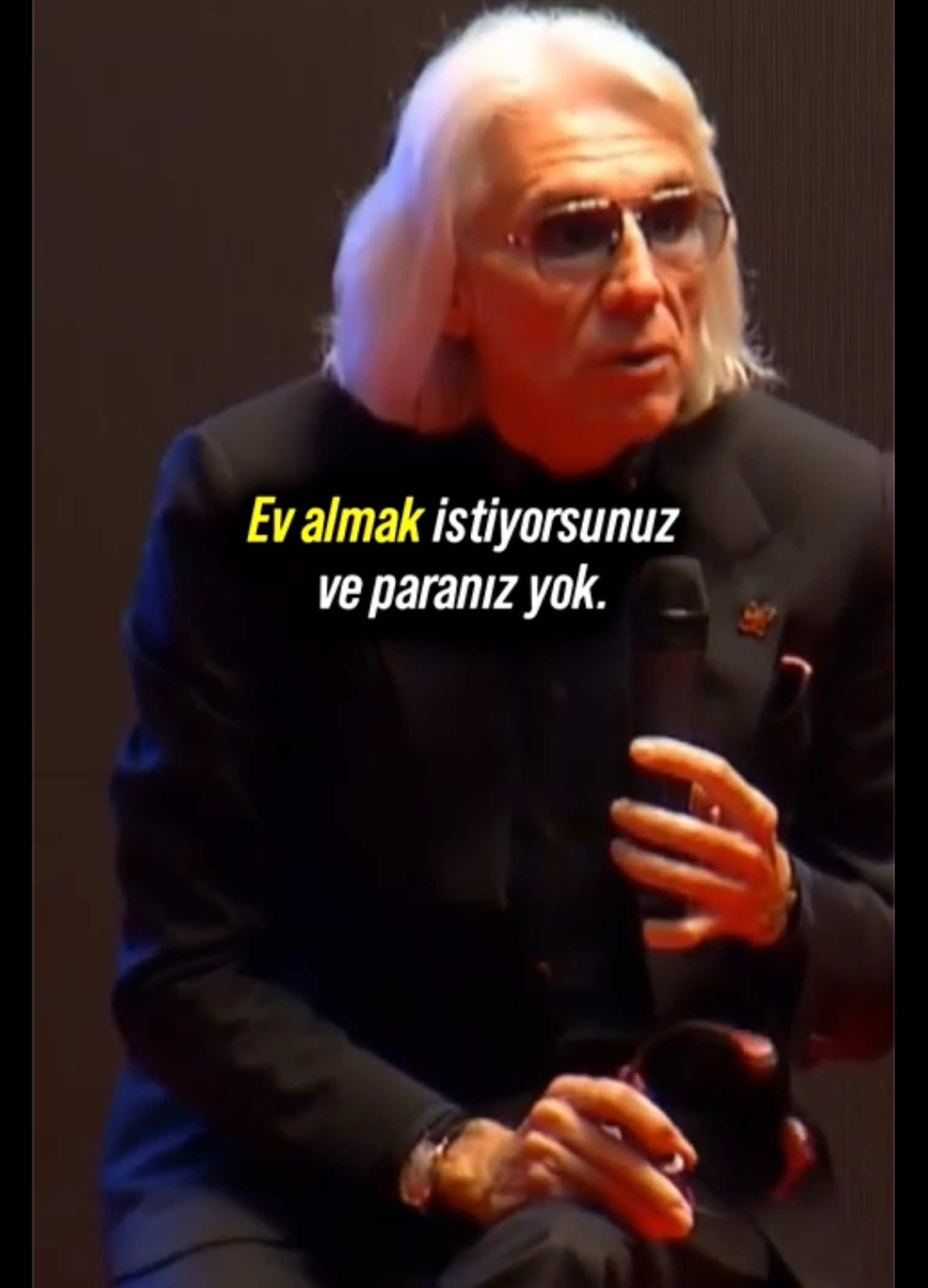 “Hayalinizdeki eve sahip olmak için cebinizdeki paraya bakmayın!  İstediğiniz evi zihninizde canlandırın, gidip o evi gezin, pazarlık yapın ve bir şekilde bu sürecin sizi sonuca götürdüğüne inanın.  Unutmayın, gerçek başarı önce inançla başlar. Bunu deneyimlemiş biri olarak söylüyorum: Azim ve kararlılıkla hayalleriniz gerçek olabilir. 💪✨” Kaynak: sinanergins  #alanteorisi #hayallergerçekoluyor #başarı #evsahibiolmak #motivasyon #inanç #ilham #irade #zihingücü #manifest 