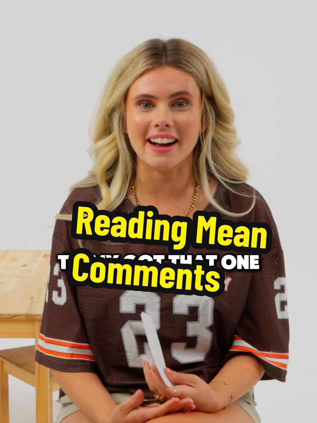 Reading Mean Comments  #meancomments #joke #jokes #yeahmad #viral #comedia #funnyvideos #dadjokes #funny #yeahmadtv 