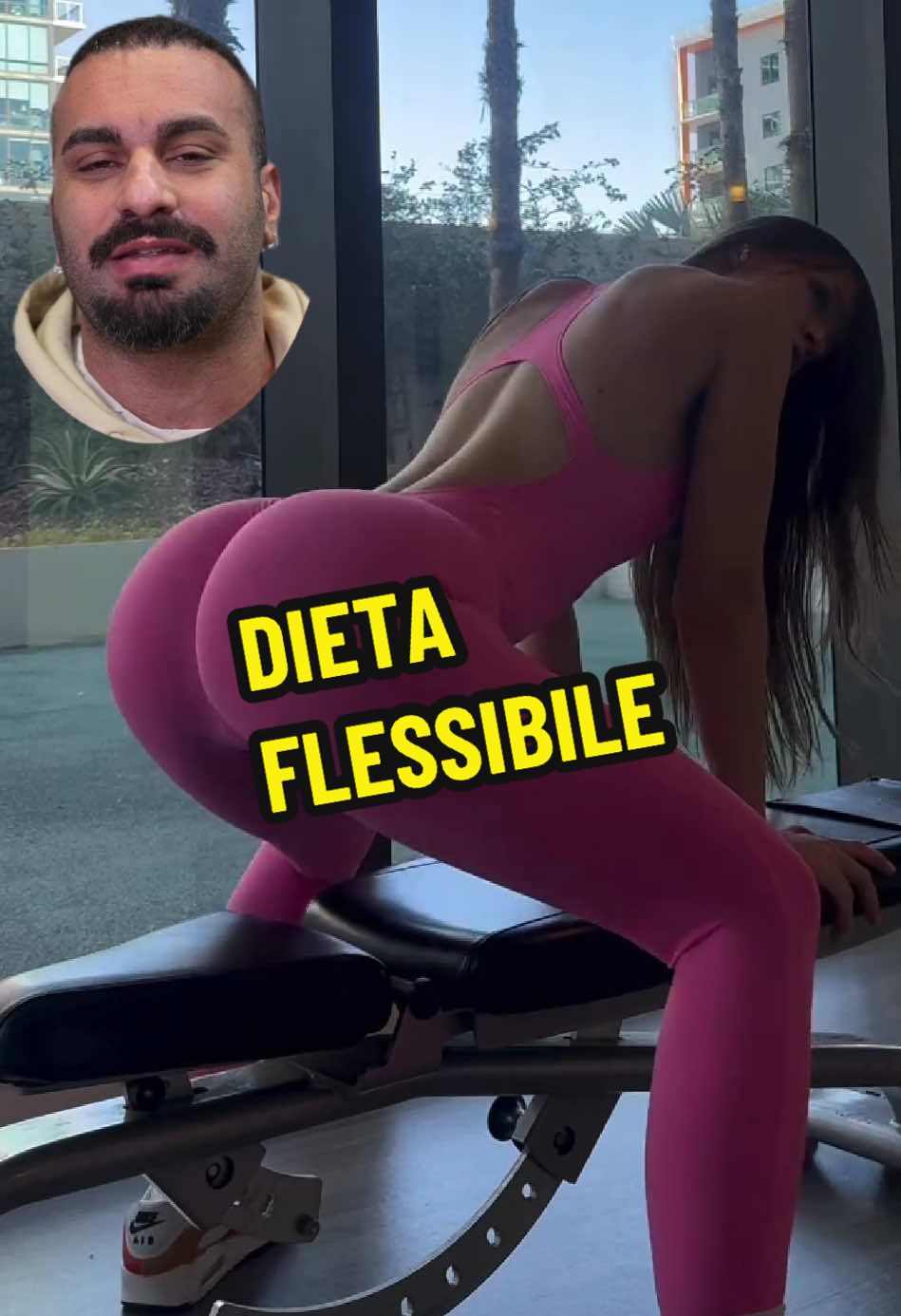 Grande dibattito sulla dieta flessibile: un approccio che funziona, ma fino ad un certo punto. Per fare il salto di qualità, la flessibilità andrebbe sostituita con una selezione di alimenti top. Fammi sapere però cosa ne pensi di tutta questa flessibilità presente nel video! #bodybuilding #palestra