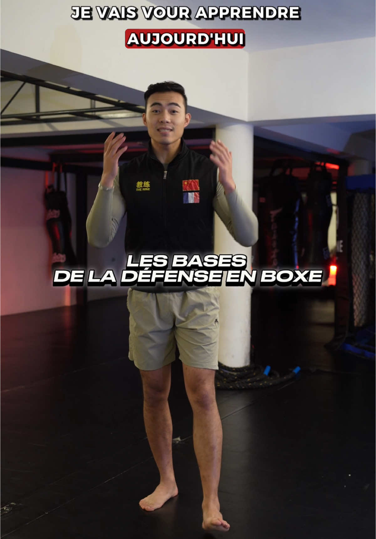 Les bases de La Défense en boxe 🥊 avec coach @Olivier Chen ♠️  #coursdeboxe #sanda #boxechinoise #boxe #mma #muaythai #selfdefense #selfdefence_technique #selfimprovement #boxingclass #boxeparis #coursdeboxeparis #selfdefensekeychain 