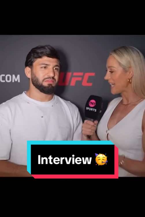 😂👋🏼 #armantsarukyan #arman0011 #fyp #laughing #interview #UFC #mma #arman #🇺🇸 #us #rek #armenia #🇦🇲 #tsarukyan 
