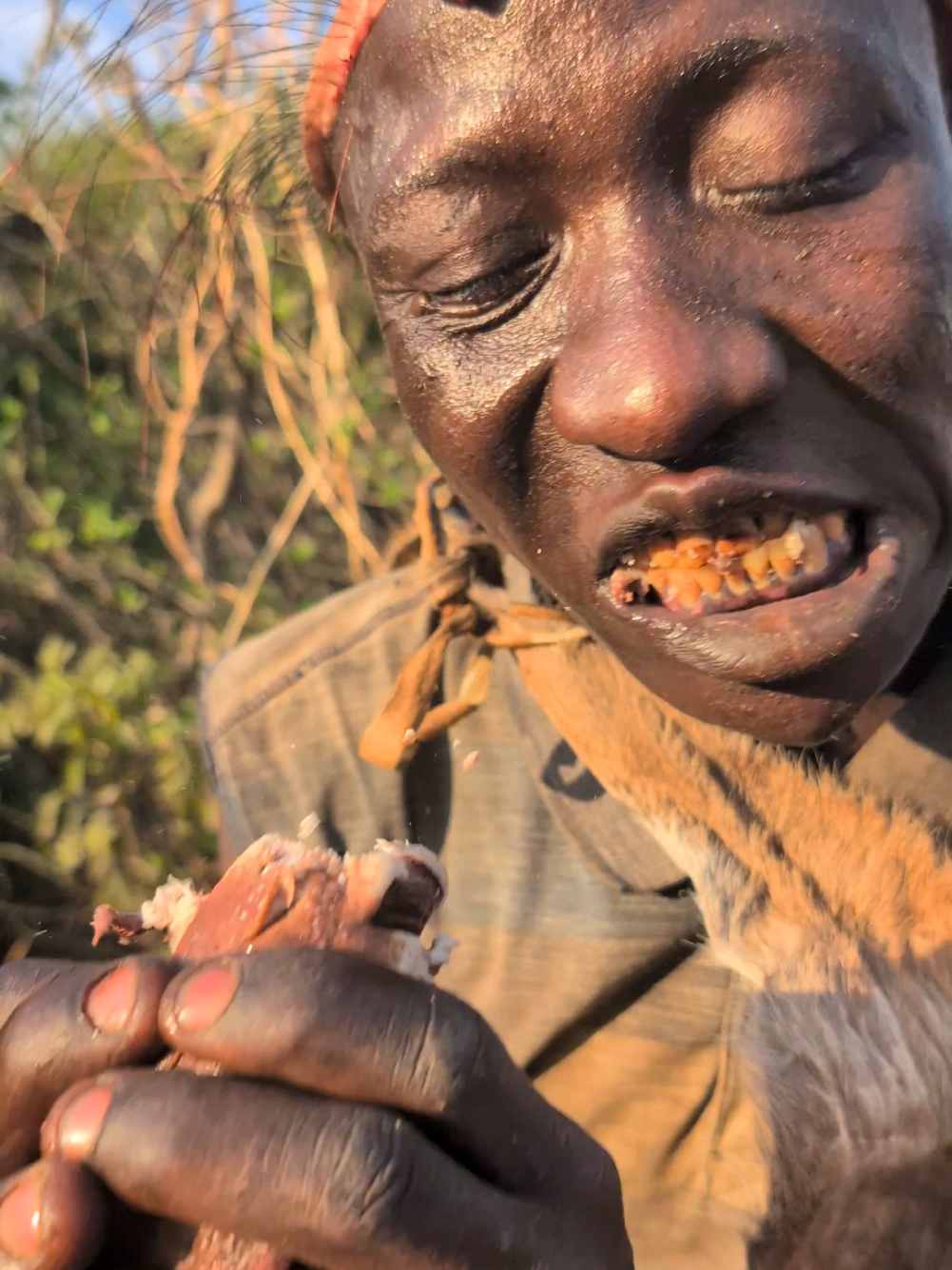 This is incredible delicious food made by hadzabe tribe middle of nowhere without any spices from supermarket 😋😘😲#hadzabetribe #africatribes #villagelife #USA #tiktok 