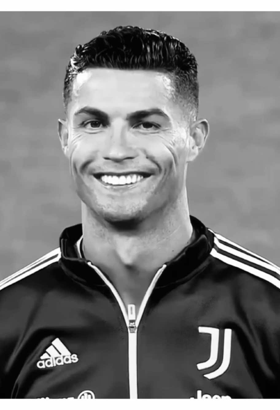 احبك حب تاريخي #cristianoronaldo #fyp 