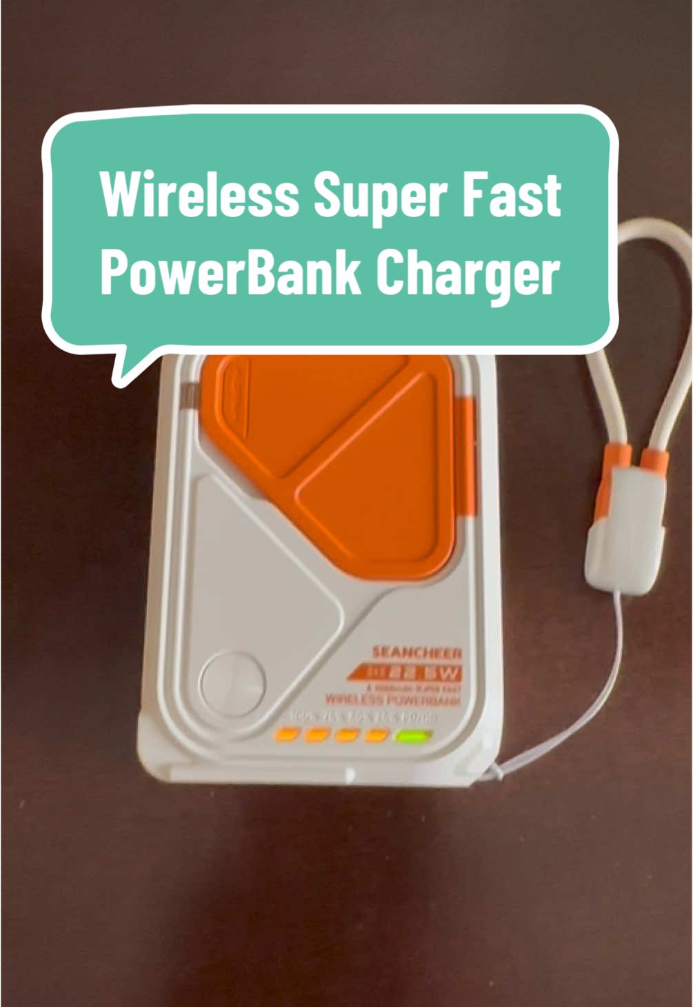 #wirelesscharger #portablecharger #charger #phonecharger #fastcharger #seancheer #christmasgiftideas #giftideas 